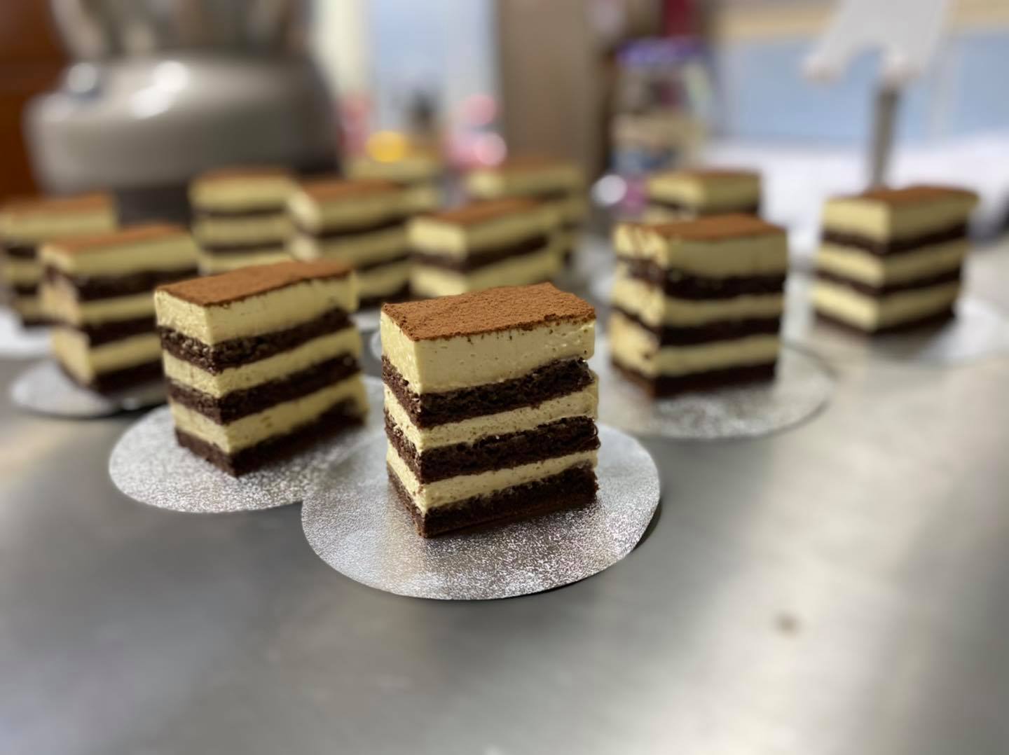 Skinnylicious, KetoConnect Cafe, Lowcarbbyfatchickencurrypuff , Yellow Spoon Pastry, Mama Som's Cake, I Cake Healthy, Vegan Bakery Bangkok, Scoma's