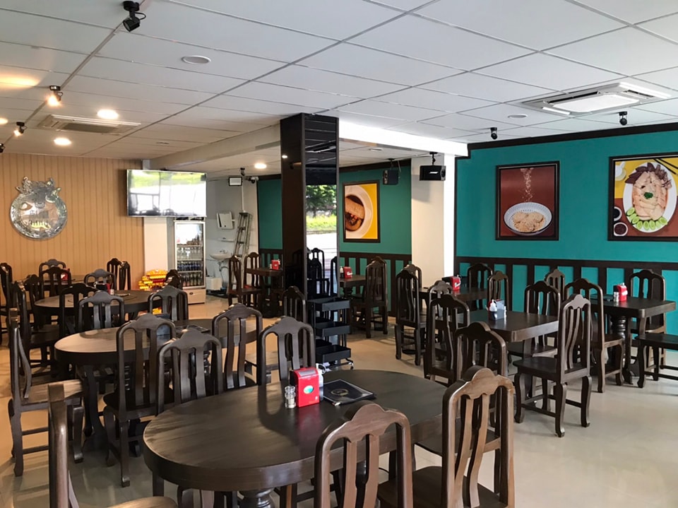 Ailati Resto, แสนยอด, ต๋องเต็มโต๊ะ, สาขาซอยเจริญกรุง 44, 80/20 bkk, ก๋วยเตี๋ยวเย็นตาโฟเกี๊ยวโต - บางรัก, โบ๊ยเกี๊ยเจ๊เนี๊ยวบางรัก, บุญทรัพย์คุณหลวง, นายเม้ง บะหมี่ปู เกี๊ยวกุ้งยักษ์, ทอดมันกวางตุ้ง สีนวล, เอ๋กระเพาะปลา ตรอกซุง, Panlee Bakery, ประจักษ์, ขาหมูตรอกซุงบางรัก เจ้าเก่า, ข้าวต้มปลา (กิมโป้), ข้าวขาหมูตีสาม, Hoklong Restaurant