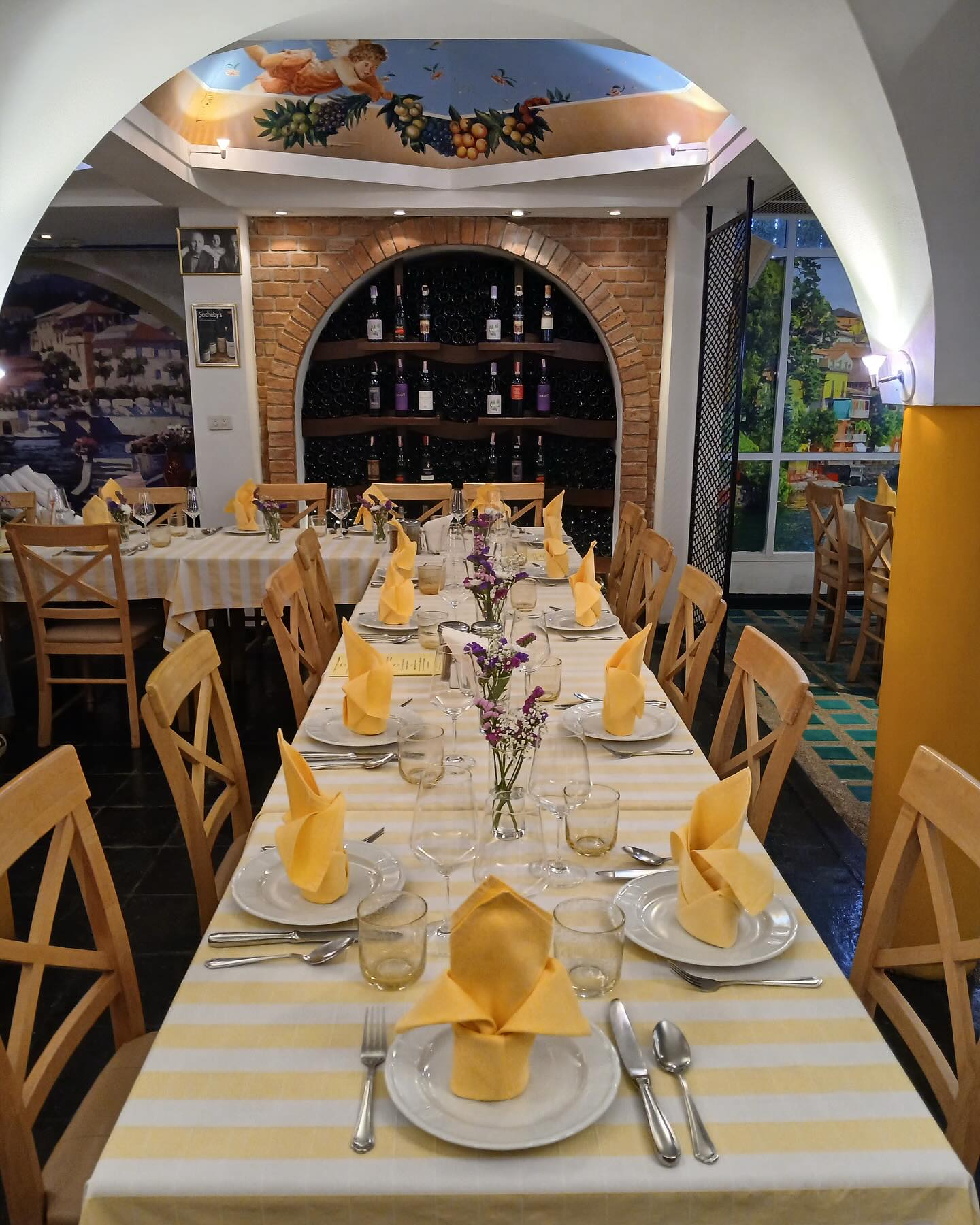 Pizzeria Limoncello, เชฟถนอม, กลมกล่อม BY CHEF AKE, Ciao Pizza, Pizza Aroy, Pizza Massilia, Grazie Pizzeria, The Garden Dough, Lanta Pizzeria, Mama Dolores, PizzaPazza, Dressage Horse Café, Pizzazo, Shelter Pizza พิซซ่าเตาถ่าน