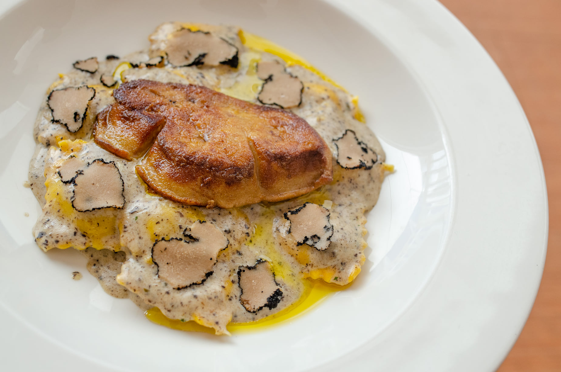 Pizzeria Limoncello, เชฟถนอม, กลมกล่อม BY CHEF AKE, Ciao Pizza, Pizza Aroy, Pizza Massilia, Grazie Pizzeria, The Garden Dough, Lanta Pizzeria, Mama Dolores, PizzaPazza, Dressage Horse Café, Pizzazo, Shelter Pizza พิซซ่าเตาถ่าน