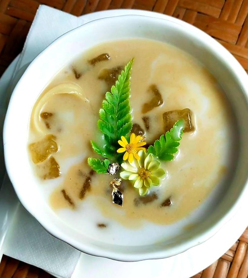 Pakron - พักร้อน เกาะล้าน, Fat Submarine Cafe, เกาะล้านคอฟฟี่แคมป์, Maharak Cafe, Never too small kohlarn, Love on sea, บัวลอยวันวานคาเฟ่ เกาะล้าน