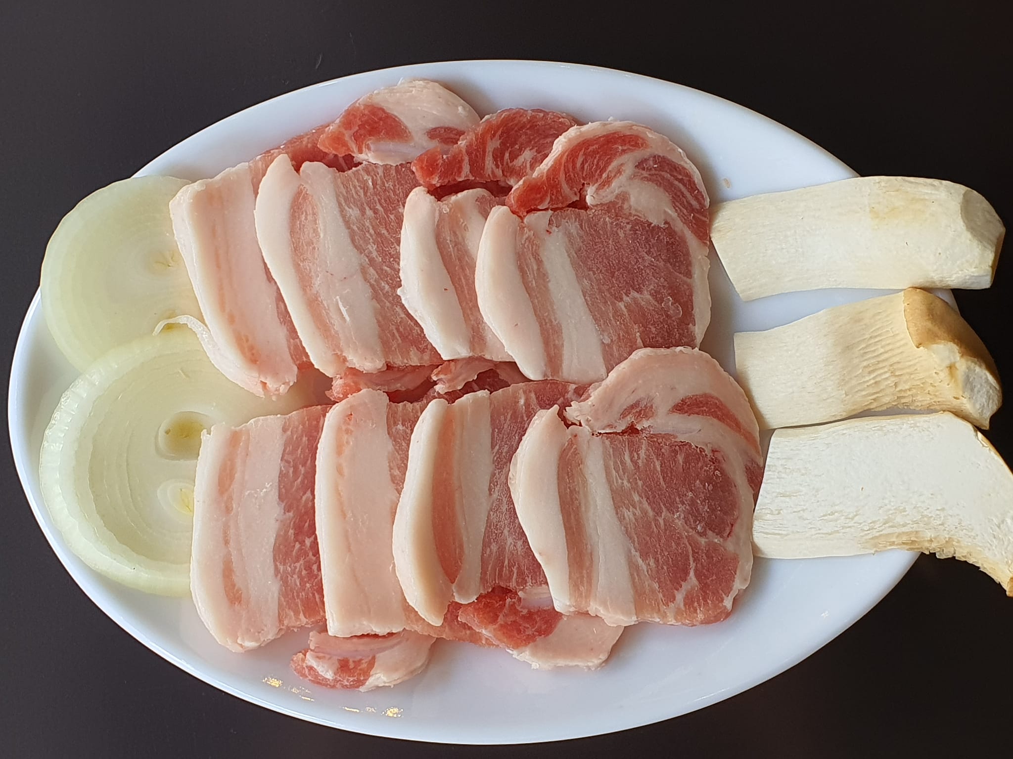 อร่อยติ่มซำ สุกี้สไตล์ฮ่องกง, Happy Suki, จ้าวเนื้อ บุฟเฟ่ต์ เนื้อย่างกระทะร้อน, โชคชัย 4 ปากซอย 33, กังนัม บุฟเฟ่ต์เกาหลี, Lucky BBQ, Nene Korean BBQ Buffet, ซูวอนซองบาร์บีคิว, ตั้งเตา หมูกระทะบุฟเฟ่ต์เลี่ยงเมืองนนท์, คุณเปิ้น หมูกระทะ