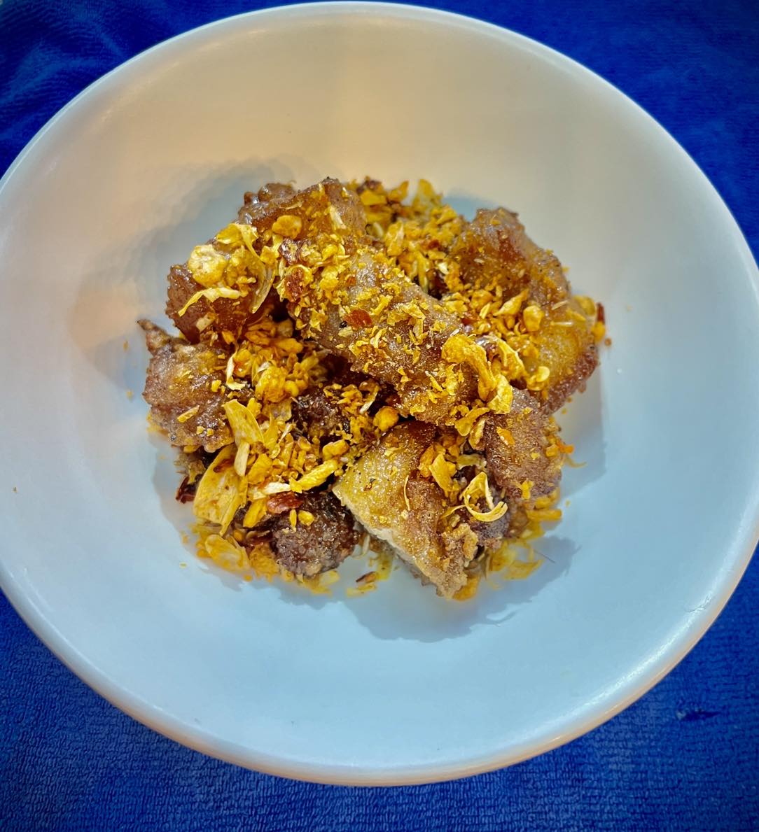 แชมป์ข้าวหมูทอด, สาขาพัทยา, หมูทอด BunBun, หมูทอด โพธิ์งาม - Rare Item, เหนียวหมู DRIVE THRU by i-Dle, ติดลม หมูทอดปลาร้า Delivery, หมูทอดเบรกแตก, หมูทอดจับกัง, หมูทอดราชวัตร, กินกันหมูทอด, หมูทอดติดฟัน, หมูหม้อเทพ, หมูทอดชาววัง, หมูทอดเจ๊จง, เฮงจัง หมูกระเทียม, Zaabmootod, ซุปเปอร์หมูทอด, แม่น้อยหมูทอด