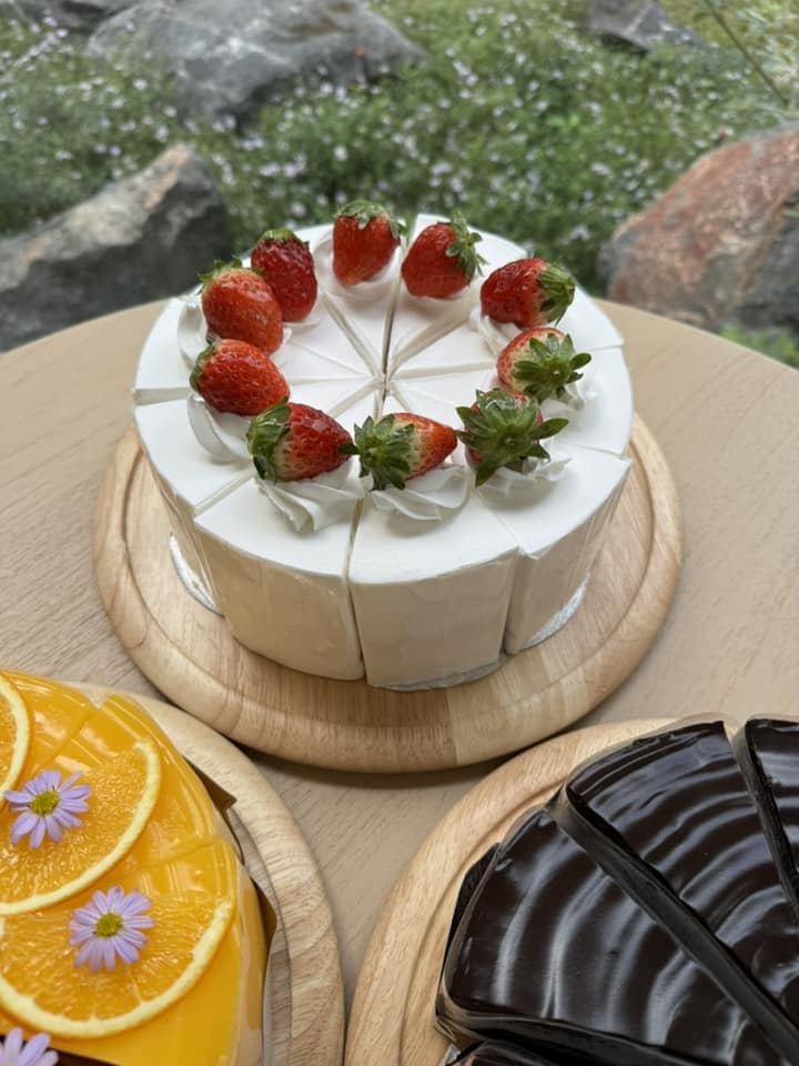 FEEL AT EASE CAFE, Norma, KERK, Peace Oriental Teahouse