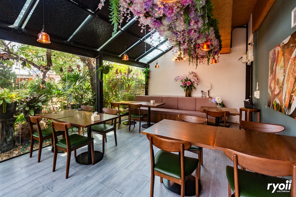 ครัวจำแลง แปลงกาย, เสือใต้, ปิ่นโตพ่อ, ศรีขมิ้น, สาขาพระราม 9 - ศรีนครินทร์, บ้านไอซ์