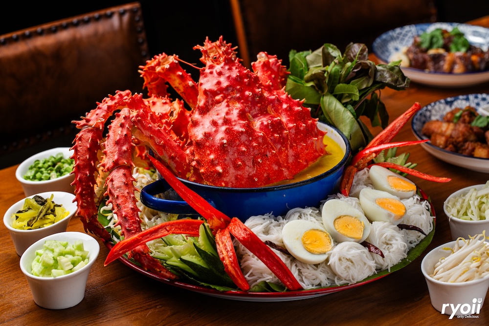 ครัวจำแลง แปลงกาย, ศรีตราด, Jirakaan Restaurant, เสวยซีฟู้ด, เรือนมัลลิการ์, ต้นเครื่อง, บ้านไอซ์, Gedhawa เก็ดถะหวา, Cr. ภาพทั้งหมดจาก Facebook Gedhawa Sukhumvit33, Madam Saranair มาดามสาระแหน่, ตะลิงปลิง สุขุมวิท 34, แสนสำราญที่แสนแสบ