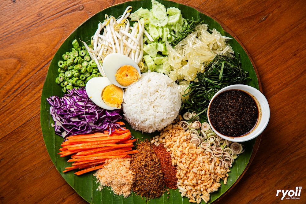 ครัวจำแลง แปลงกาย, ศรีตราด, Jirakaan Restaurant, เสวยซีฟู้ด, เรือนมัลลิการ์, ต้นเครื่อง, บ้านไอซ์, Gedhawa เก็ดถะหวา, Cr. ภาพทั้งหมดจาก Facebook Gedhawa Sukhumvit33, Madam Saranair มาดามสาระแหน่, ตะลิงปลิง สุขุมวิท 34, แสนสำราญที่แสนแสบ