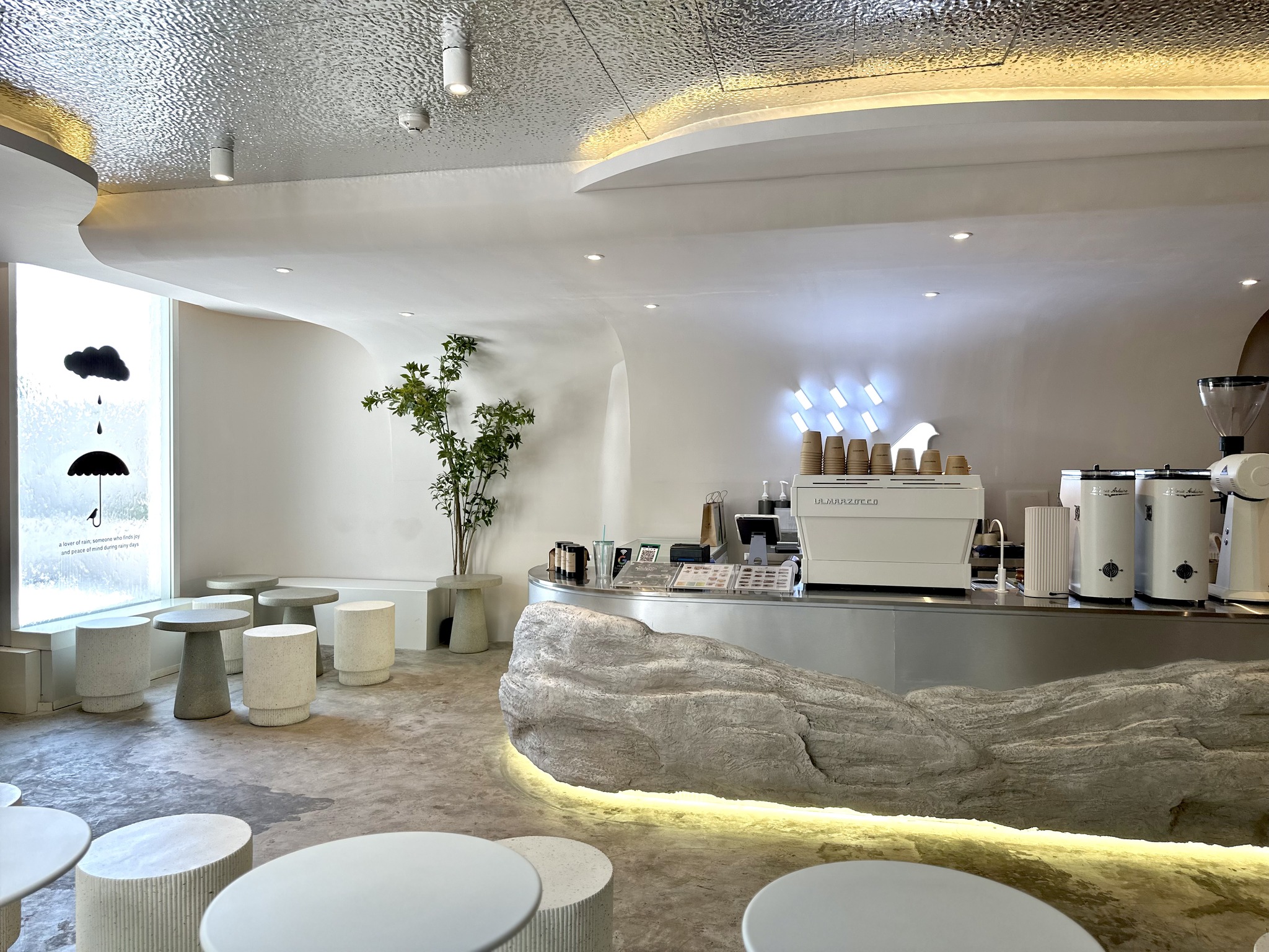 Rainforest Cafe Bangkok, Fah cafe and more, Obsessed brew'bar, Glo bkk, Define Cafe