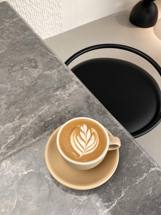 Jolie Cafe, Flat+White Cafe, Buttery Cafe, Glo bkk