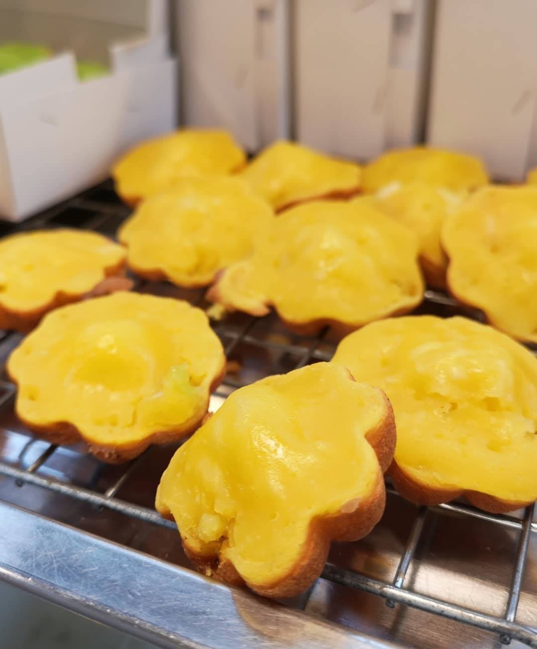 Anya Authentic Thai Cuisine, Kinu, สาขาเสาชิงช้า, ภูธรบาร์, ครัวอัปษร, สาขาถนนดินสอ, ขนมกุ๋ยช่ายเจ๊ต้อย, ตาชัยก๋วยเตี๋ยวสุโขทัย, โกปี๊เฮี้ยะไถ่กี่ ณ เสาชิงช้า, ไทยทำ เกาเหลาสมองหมู, จิต เตาถ่าน, ศิริพรโภชนา, มนต์ นมสด, เจ๊นี เผือกหิมะ, ลูกชิ้นหมูแพร่งนรา, นายอ้วนเย็นตาโฟเสาชิงช้า, สุขนิยม ขนมครกสิงคโปร์, ทิพย์สมัย ผัดไทยประตูผี, เช็งซิมอี๊ , สาขาเสาชิงช้า, Bite and Bond, ร้านติ่นฟง Tinn Feng, บรรพชน Bun Bar Chon, นมโจ เสาชิงช้า, ข้าวหมูแดงนายชุน