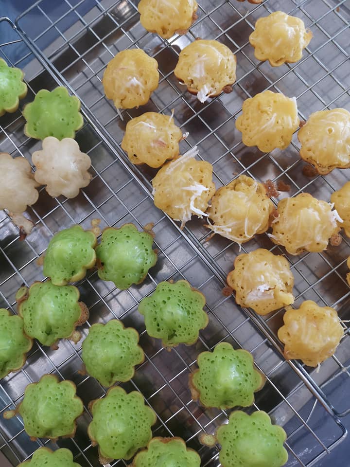 Anya Authentic Thai Cuisine, Kinu, สาขาเสาชิงช้า, ภูธรบาร์, ครัวอัปษร, สาขาถนนดินสอ, ขนมกุ๋ยช่ายเจ๊ต้อย, ตาชัยก๋วยเตี๋ยวสุโขทัย, โกปี๊เฮี้ยะไถ่กี่ ณ เสาชิงช้า, ไทยทำ เกาเหลาสมองหมู, จิต เตาถ่าน, ศิริพรโภชนา, มนต์ นมสด, เจ๊นี เผือกหิมะ, ลูกชิ้นหมูแพร่งนรา, นายอ้วนเย็นตาโฟเสาชิงช้า, สุขนิยม ขนมครกสิงคโปร์, ทิพย์สมัย ผัดไทยประตูผี, เช็งซิมอี๊ , สาขาเสาชิงช้า, Bite and Bond, ร้านติ่นฟง Tinn Feng, บรรพชน Bun Bar Chon, นมโจ เสาชิงช้า, ข้าวหมูแดงนายชุน