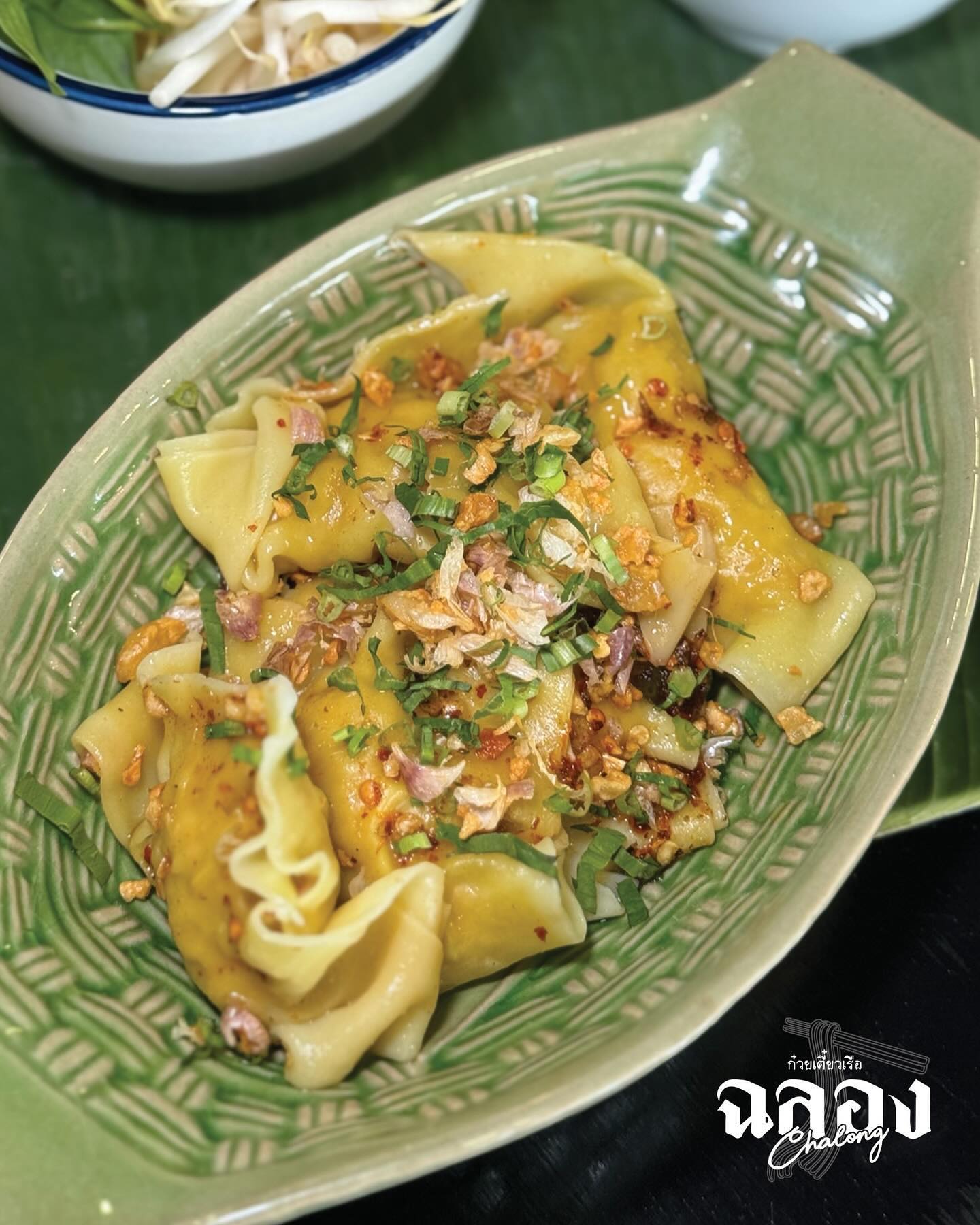 Chalong.Noodlebar, หมูย่างเกาหลีสามพี่น้อง, สาขา 2, สมศักดิ์ ปูอบ , เจริญไทยสุกี้ - 106, Jack Diamond, เฝอหม้อไฟ สุกี้สไตล์เวียดนาม, Midnight A Cocoa, บะหมี่ตงเล้ง ตลาดพลู - By Son