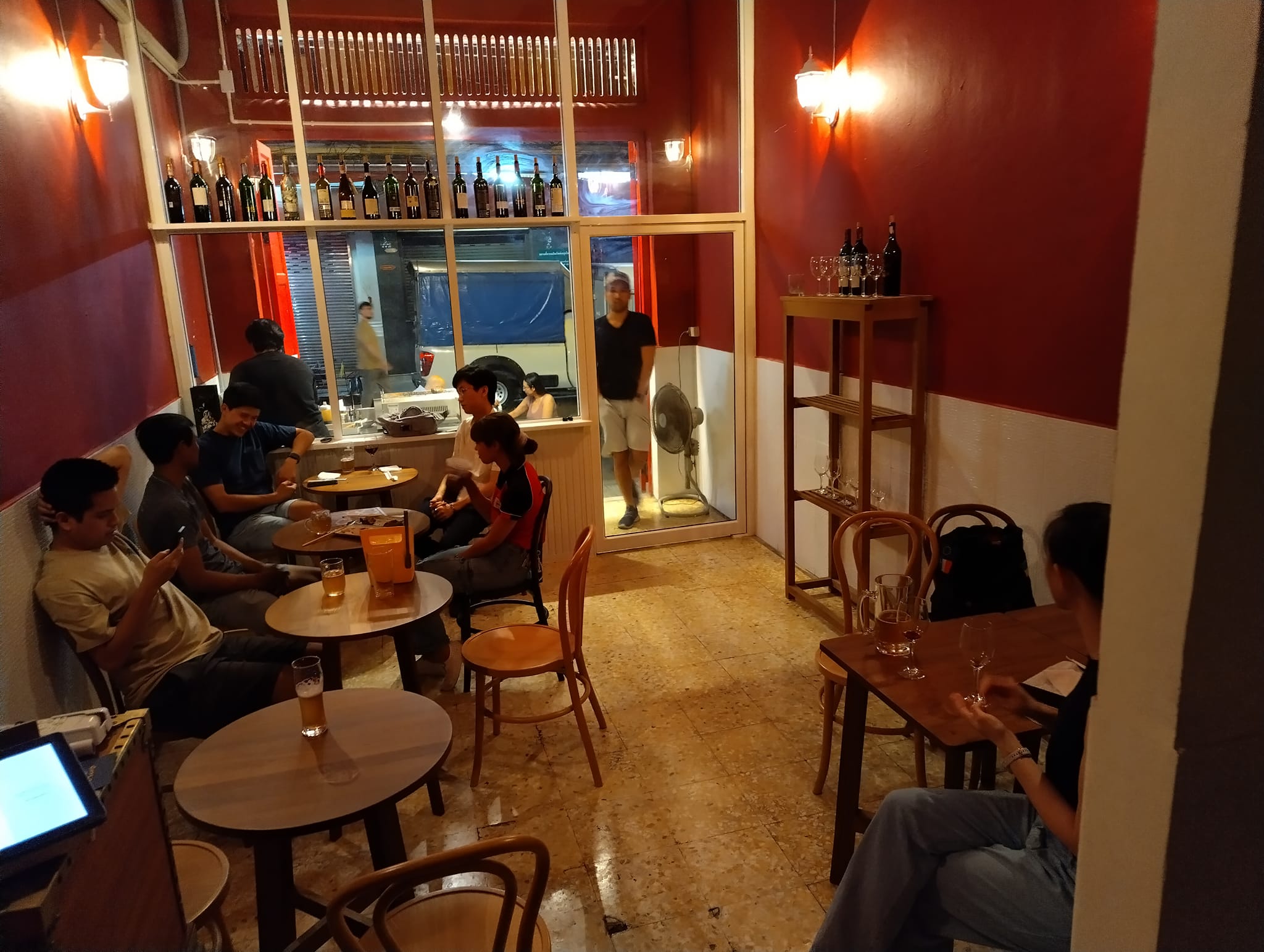 ฉั่วฮะเซ้ง ห่านพะโล้, ข้าวต้มแปลงนาม 24 น., Ba hao 八號, ข้าวต้มเจ๊สวย, 103 - Bed and Brews, Facebook ช่วนช่วน นานา 串串纳纳 Chinese grills, ข้าวเหนียวมะม่วง วงเวียน 22 ป้าเล็ก - ป้าใหญ่