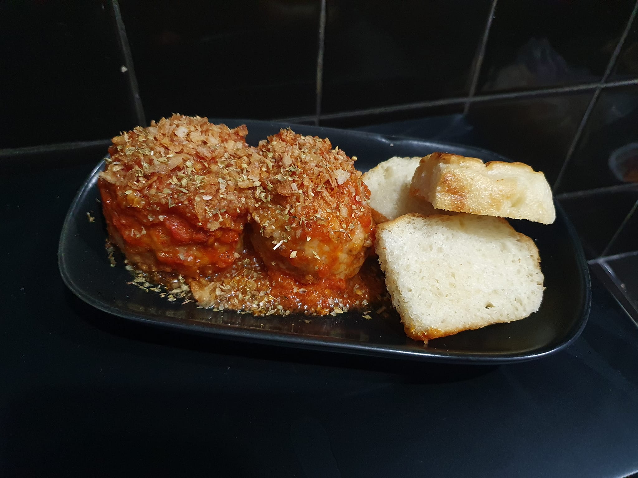 Wallflowers Cafe, Ba hao 八號, 103 - Bed and Brews, Píjiǔ Bar