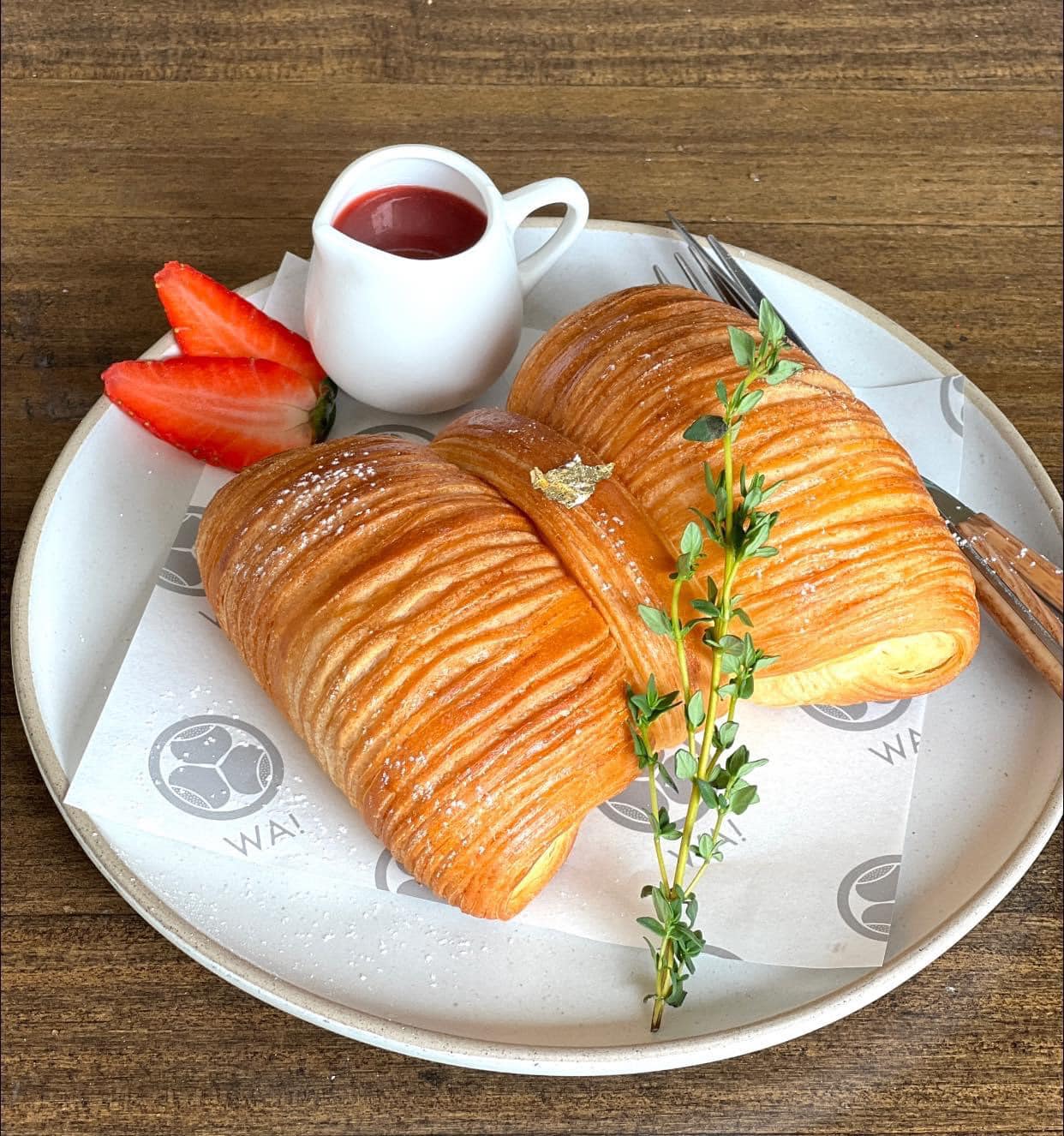 MOONSTo̲̲NE, Bread Crumbs Cafe, Happy Cafe and Minifarm, เสื่อผืน หมอนใบ, WA-Phuket, Honest Coffee &amp; Service, Grove Phuket, RYN, DouBrew Coffee &amp; Craft, The Tent, หนัง(สือ)2521