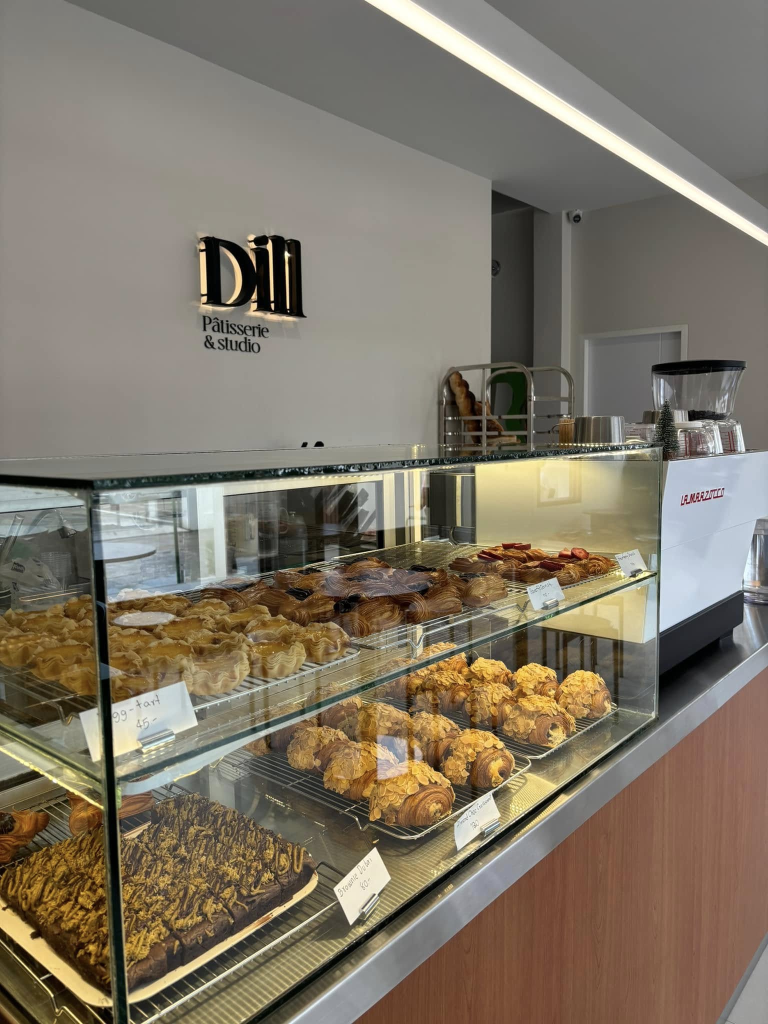 Dill.Patisserie, Rocket Espresso Cafe, Doz Coffee Lab, KYOJIN beans and spirits, กาแฟบ้านปู่