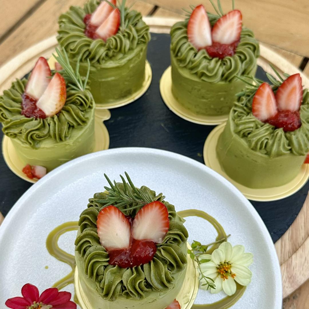 Midland Fami, Chorntawan café - ชอนตะวัน คาเฟ่, 5050cafebar, Baanbaicafe บ้านใบคาเฟ่, Lemon Me Farm, Autumn haus, STARTCafé, April Flavors cafe, Destiny cafe'