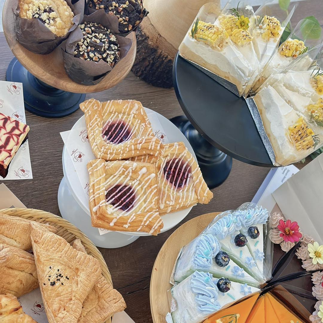 Midland Fami, Chorntawan café - ชอนตะวัน คาเฟ่, 5050cafebar, Baanbaicafe บ้านใบคาเฟ่, Lemon Me Farm, Autumn haus, STARTCafé, April Flavors cafe, Destiny cafe'