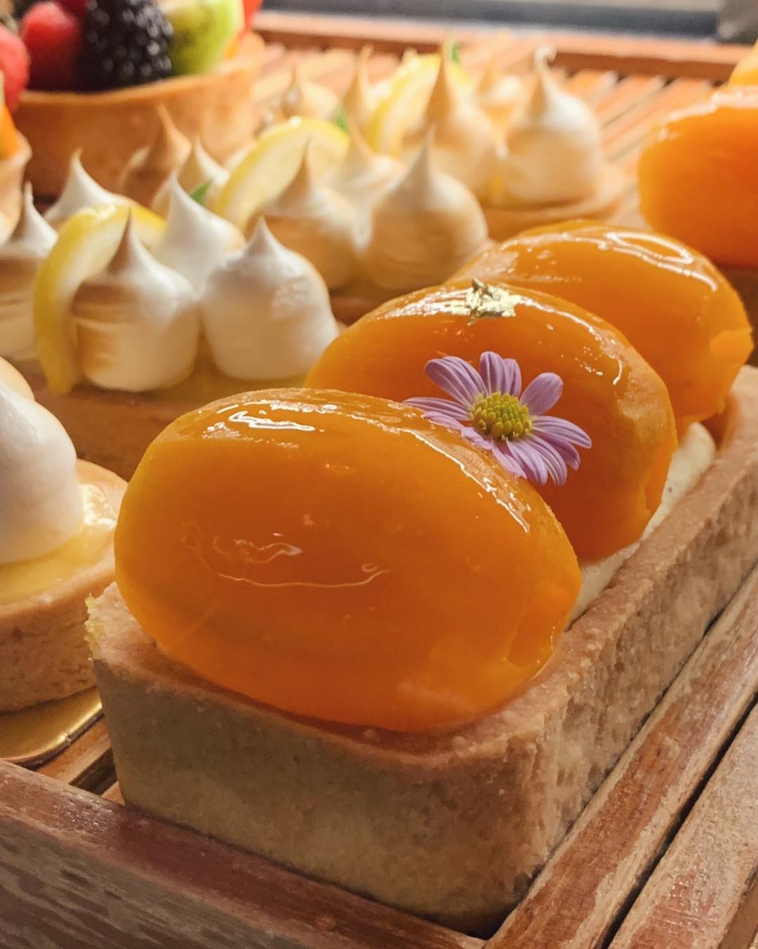 บ้านสวย ในสวน, Siam Brasserie , The Treehouse Nongchok, Natura Cafe, BaanNaiSuan Cafe&amp;Yoga, Patom, Portobello &amp; Désiré, ครัวบ้านสวนสุวรรณ, ร้านอาหารฐิตารีย์ สวนรถไฟ จตุจักร, บ้านสวน อบอวลรัก