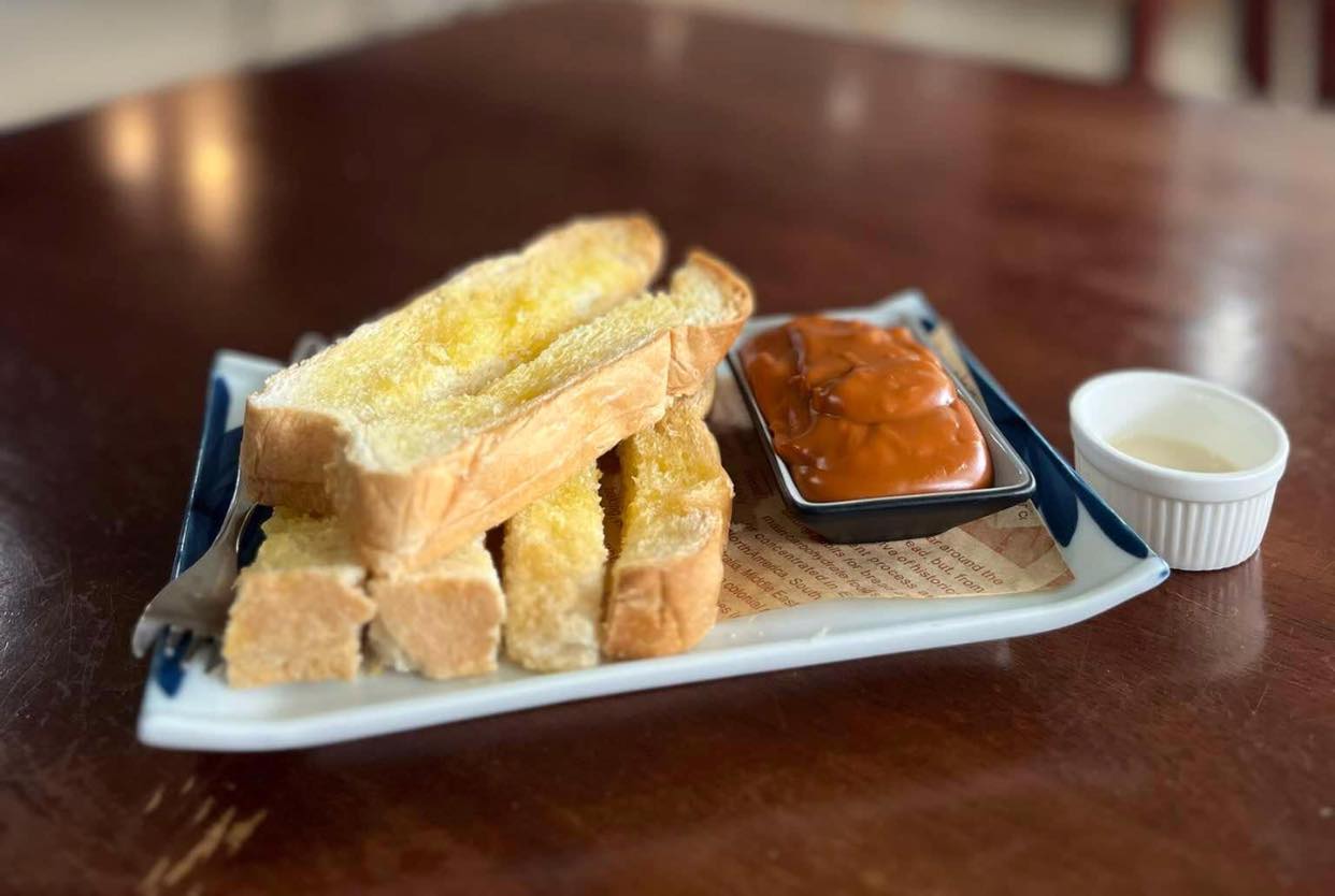 NAYA Cafe, Krasai.cafe, Sanoh at Ayutthaya, ชีวาคาเฟ่, FENG, Tewa Cafe Ayutthaya, Homeboy, PRANG VIEW, Peko Peko Cafe - ペ コ ペ コ, A Lovely Table, Busaba Cafe &amp; Meal, WIWA House Cafe', The Summer House, Phoyard, Cafe' de Zia, Café Kantary Ayutthaya, บ้านข้าวหนม, Basic Space Coffee, Cafe'Trifecta, ในคลองคาเฟ่, ไม้ขาวคาเฟ่ ayutthaya, ชงนวล'Cafe