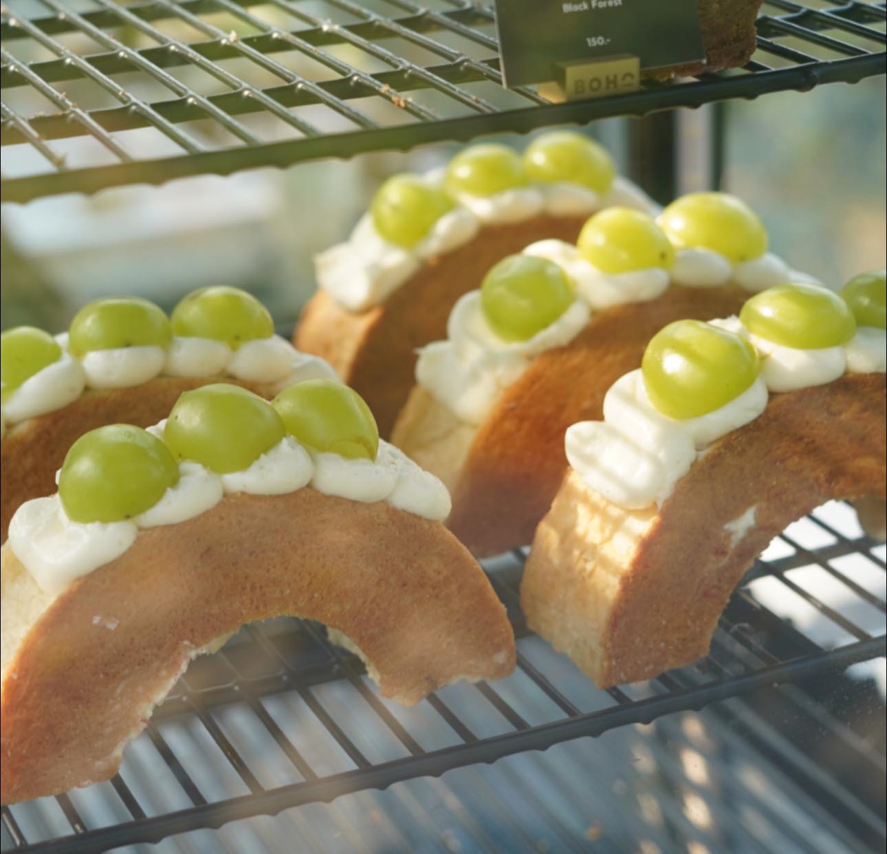 BOHO STORY CAFE, Z2 Cafe, Cafe ริมบัว กาญจนบุรี, DAY'S CAFE, RAVI RIVA CAFE, มีนา cafe', ลำยวน กาญจนบุรี