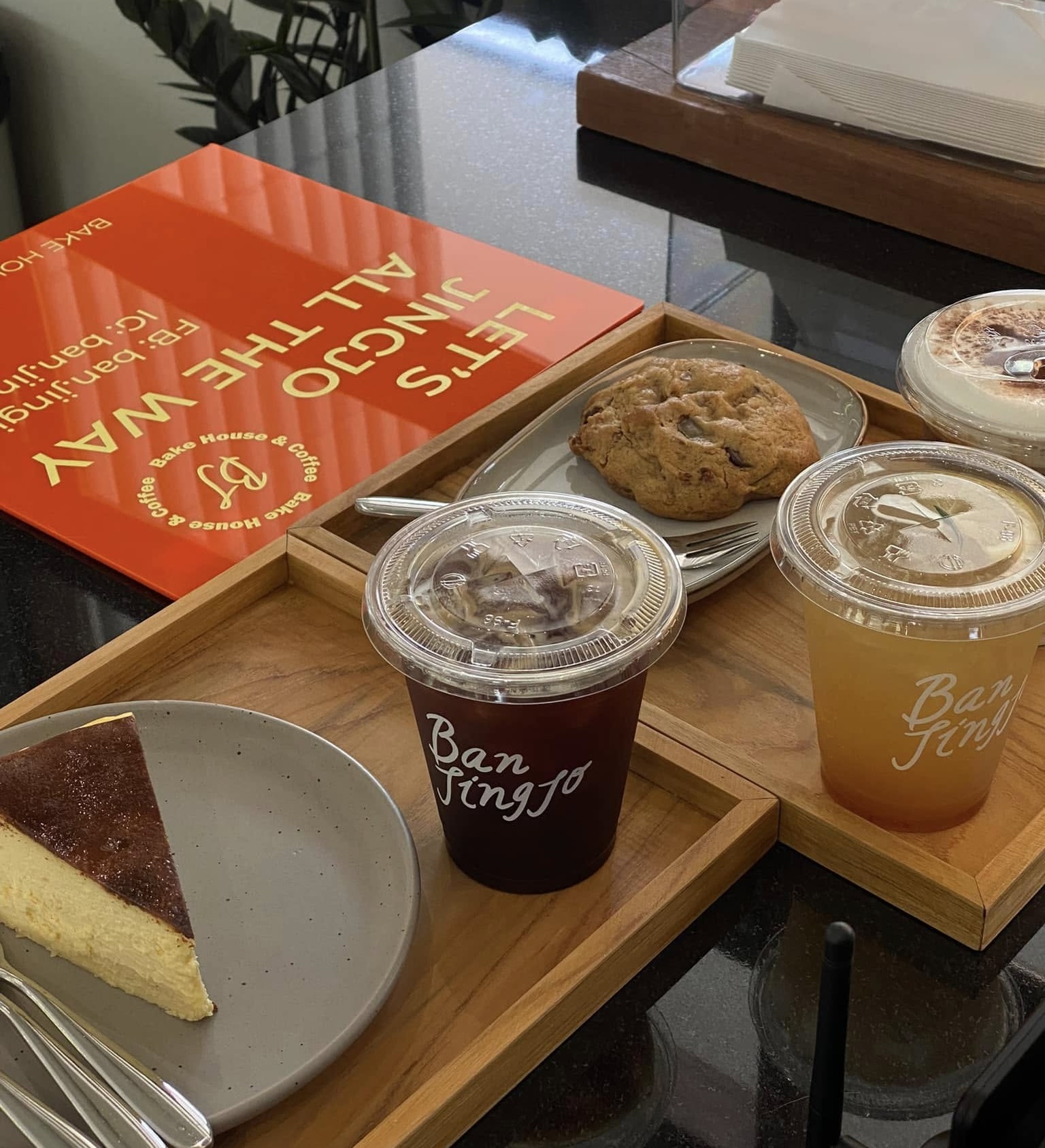 เรือนชายน้ำ Cafe&amp;Restaurant, ban.jingjo, See Sea Sun - แบบง่ายๆ, ขวัญข้าว ริเวอร์ไซด์, The sunflower cafe, KokoroCafe', FREJA Coffee &amp; Co, Rays River Cafe, Behind The Beans, พร้าวหอมคาเฟ่, Kinlamoon, House Cafe', บ้านสวนพาฝัน, La Bella Cafe, PakPap Cafe, ขมุน คาเฟ่ มหาชัย, Baanthaicafe, ดีกัน คาเฟ่, COCO CAFE'