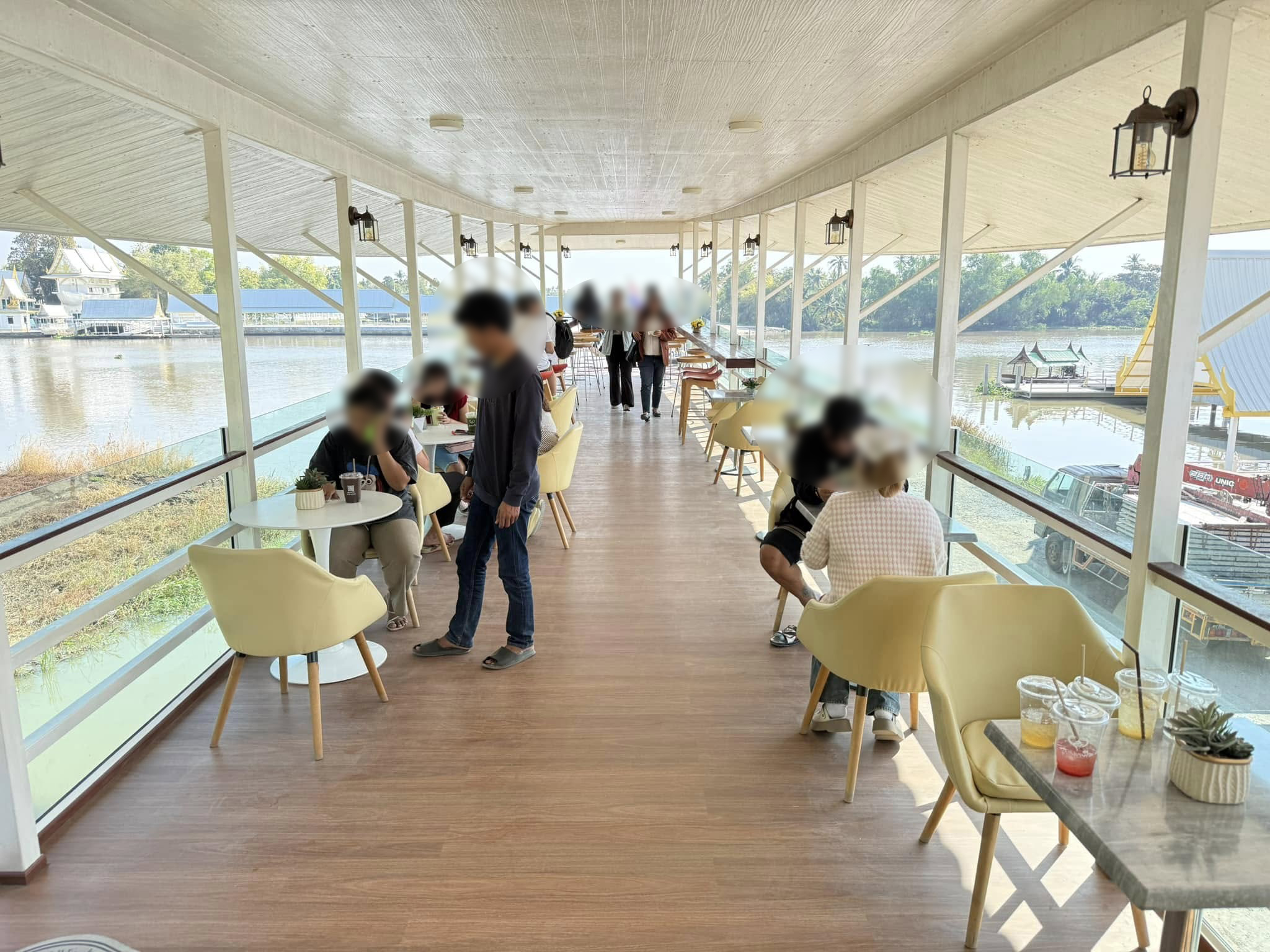 บ้านสวนกำไรสุข, 321 Furusato-ふるさと, เพลินปะกง คาเฟ่, Sun up Café, สวนป่าบ้านลุง, 87 Home Cafe', บ้านตั้งต้น, Norris Coffee, Cafe de Mu, คาเฟ่แรงใจ