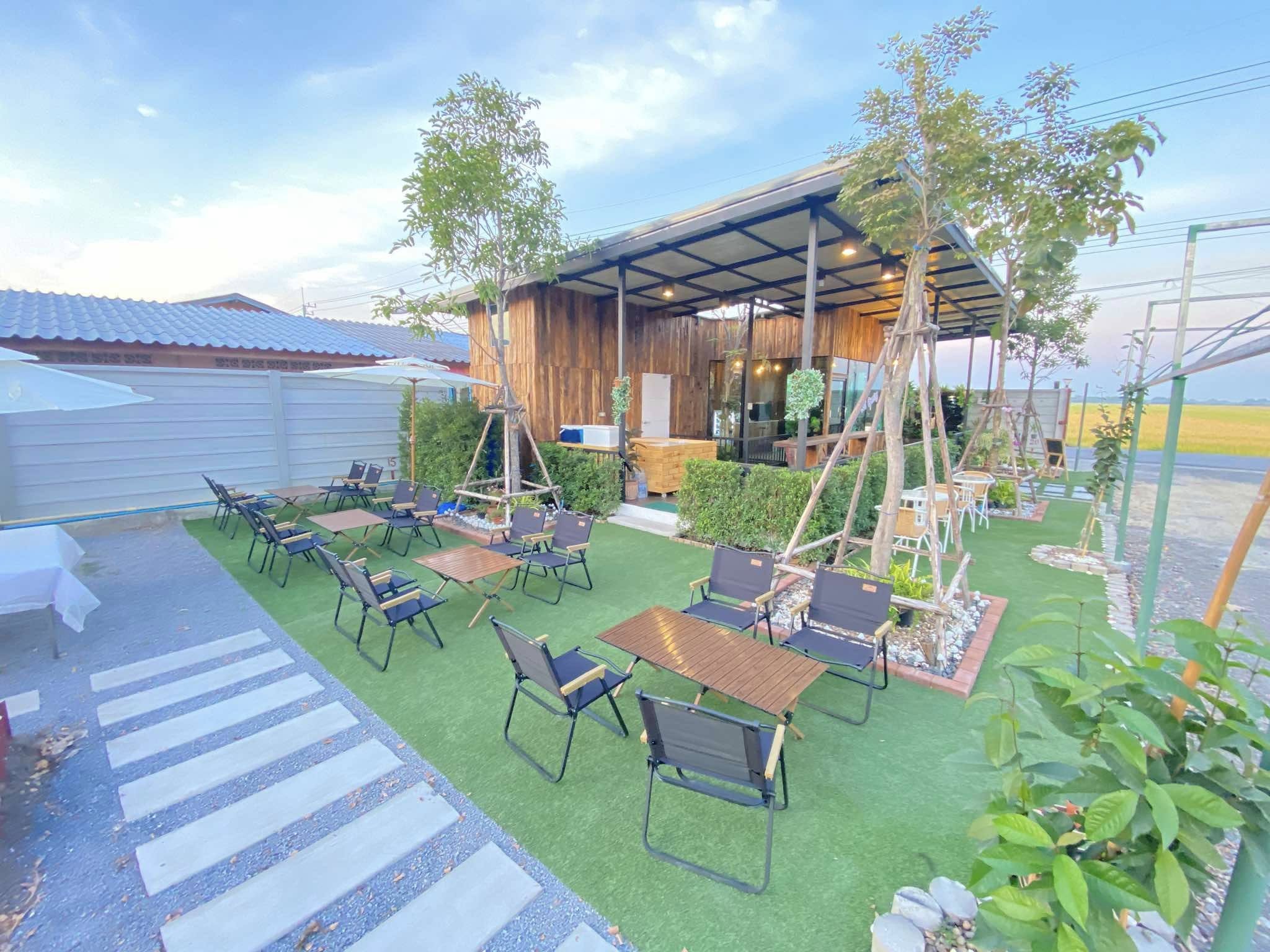 บ้านสวนกำไรสุข, 321 Furusato-ふるさと, เพลินปะกง คาเฟ่, Sun up Café, สวนป่าบ้านลุง, 87 Home Cafe', บ้านตั้งต้น, Norris Coffee, Cafe de Mu, คาเฟ่แรงใจ