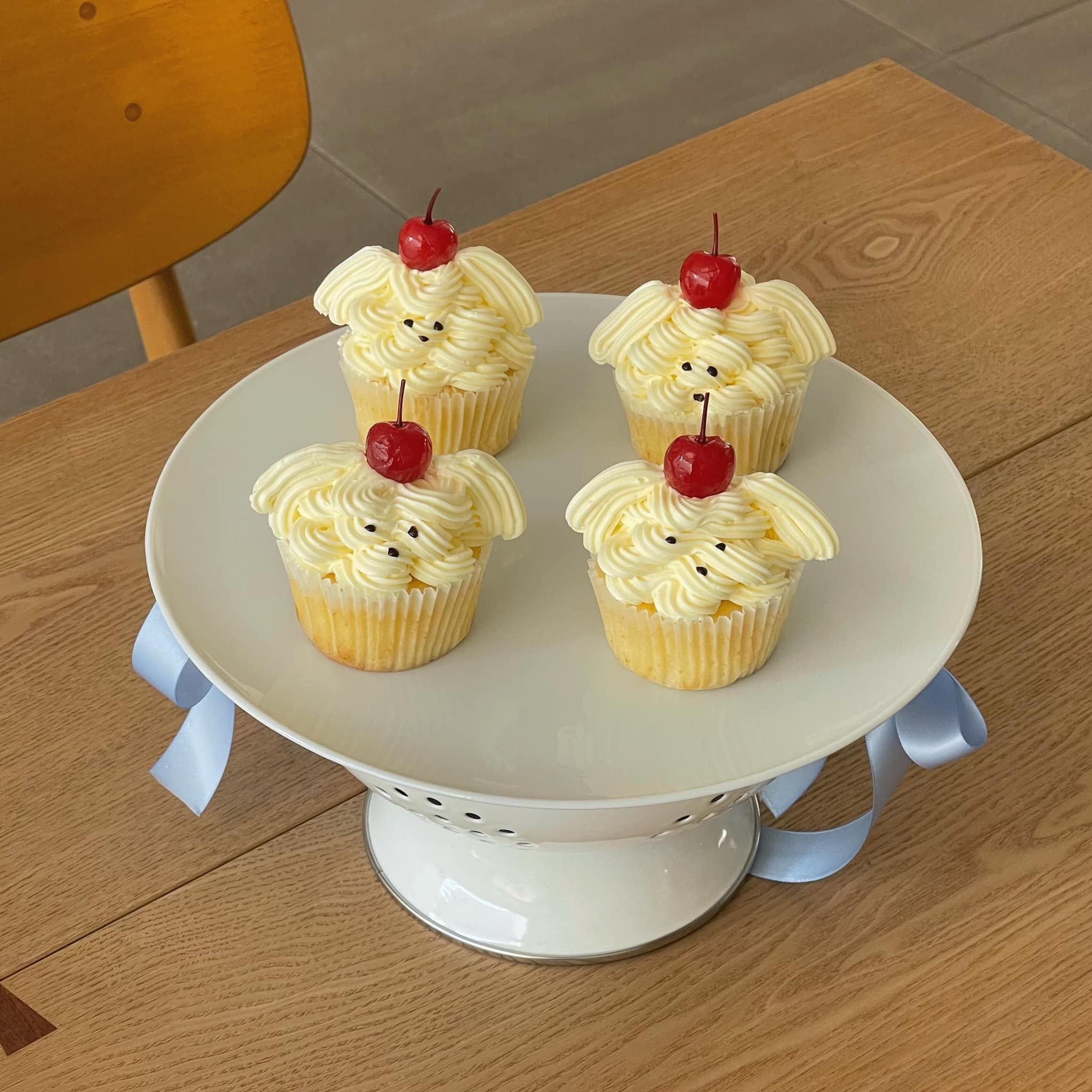 Chuen.floralhomecafe, Ralph.cafe, Howdy Cafe&amp;Bistro, qoofe.cafe, Santipanich cafe, Godmother Coffee Brew., ปัจจัยสี่คาเฟ่, WHITE JAI