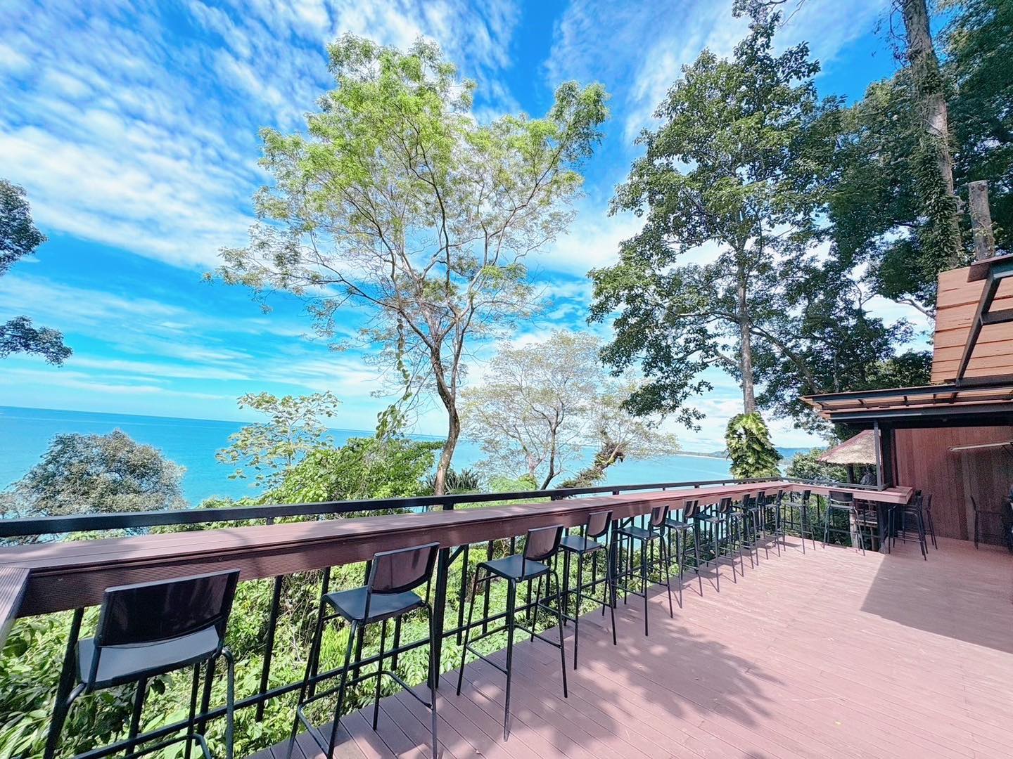 Delicacy Khaolak, BUN Pastry&amp; Beverages, Kopi Journey, Garang Khaolak, Merry Morning Cafe, อุทยานแห่งชาติเขาหลัก-ลำรู่ คาเฟ่, Lamsam Cafe &amp; Bistro, บ้านฉันท์ cafe &amp; restaurant, Dee Café &amp; Eatery, Takeshi's Espresso Bar