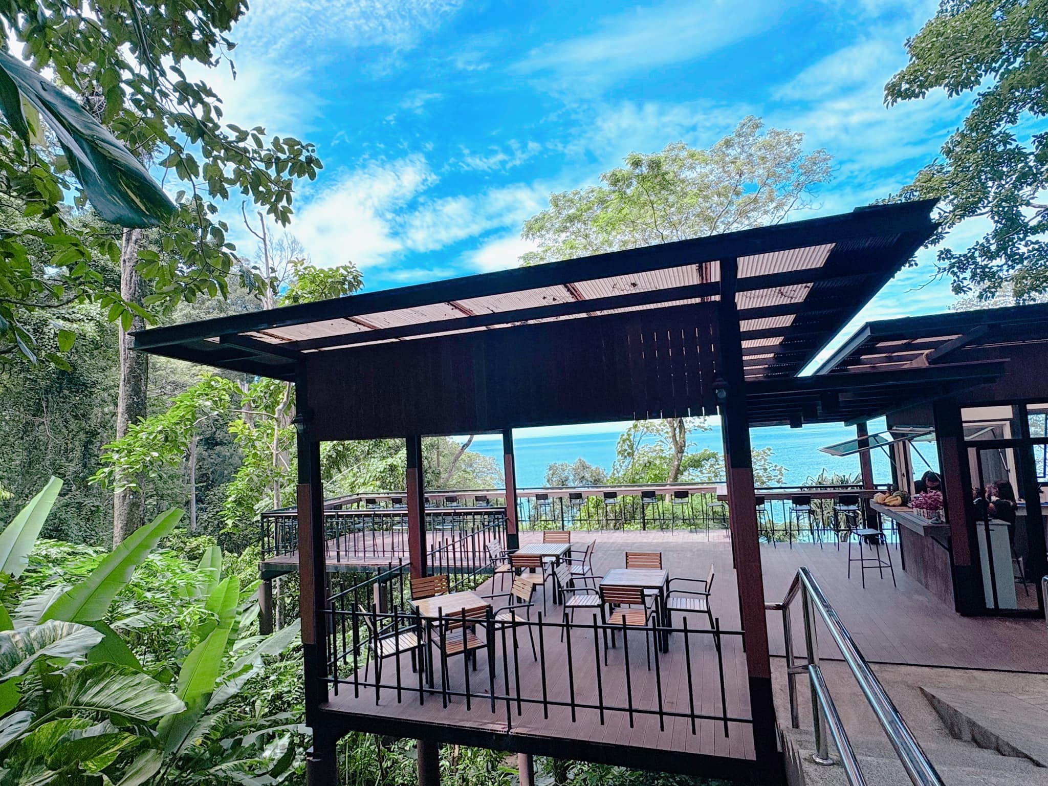 Delicacy Khaolak, BUN Pastry&amp; Beverages, Kopi Journey, Garang Khaolak, Merry Morning Cafe, อุทยานแห่งชาติเขาหลัก-ลำรู่ คาเฟ่, Lamsam Cafe &amp; Bistro, บ้านฉันท์ cafe &amp; restaurant, Dee Café &amp; Eatery, Takeshi's Espresso Bar