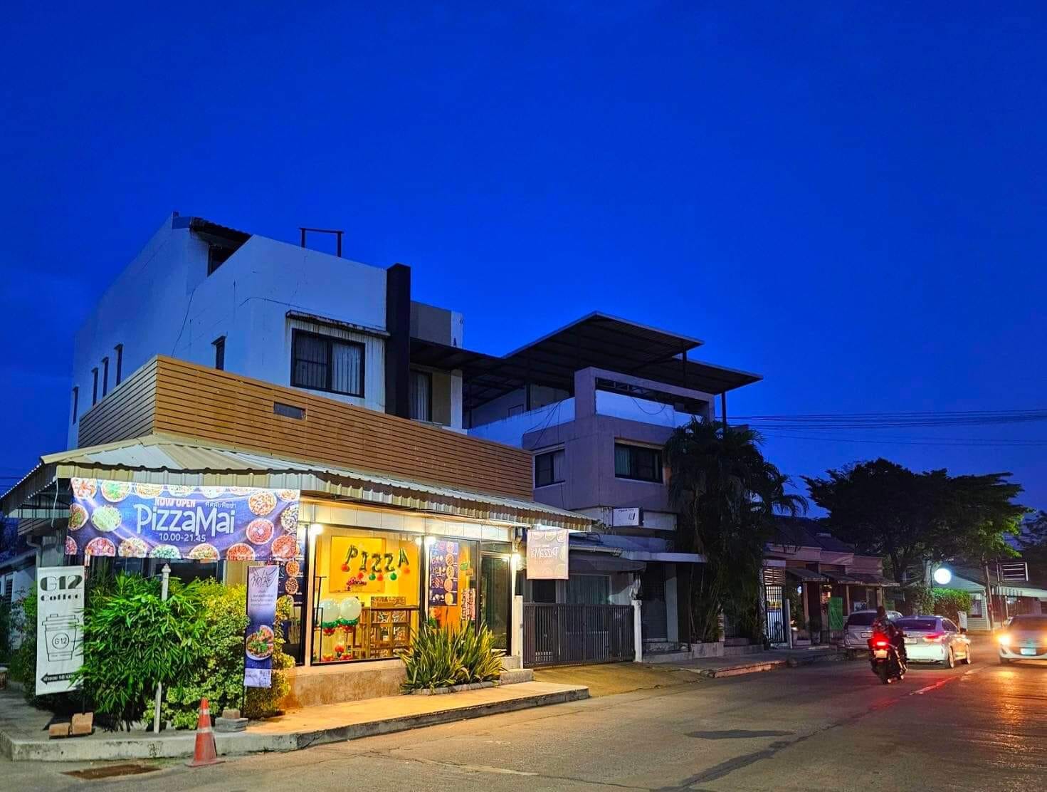 หมีไรกิน Buffet ปูไข่ดอง กุ้งดอง ไม่อั้น, Taste and Toast, พิศมัย PizzaMai, Mint Homebaking, ยักษ์กะโจน, See 180, Chef's gallery, Crepecafe