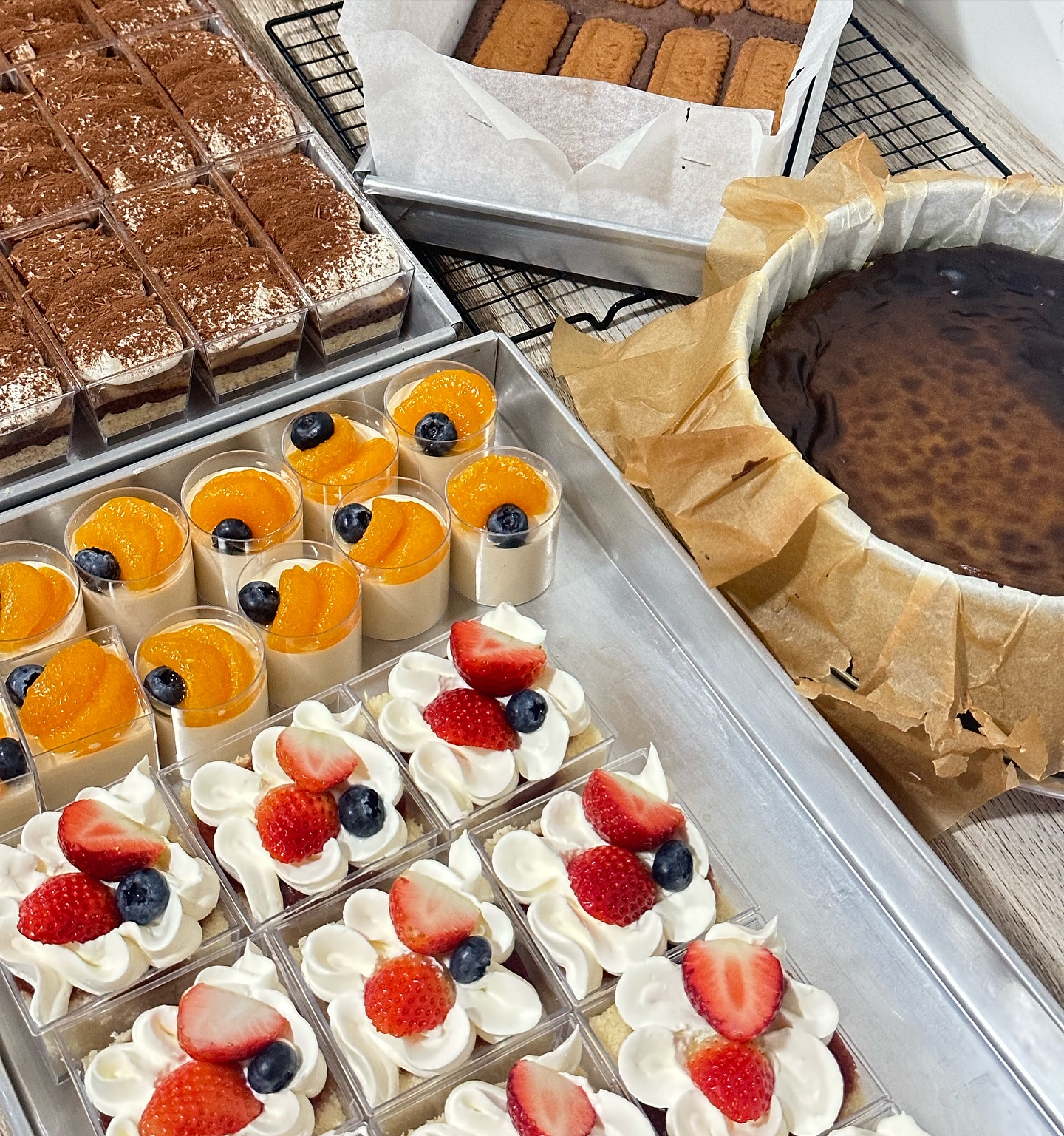 หมีไรกิน Buffet ปูไข่ดอง กุ้งดอง ไม่อั้น, Taste and Toast, พิศมัย PizzaMai, Mint Homebaking, ยักษ์กะโจน, See 180, Chef's gallery, Crepecafe