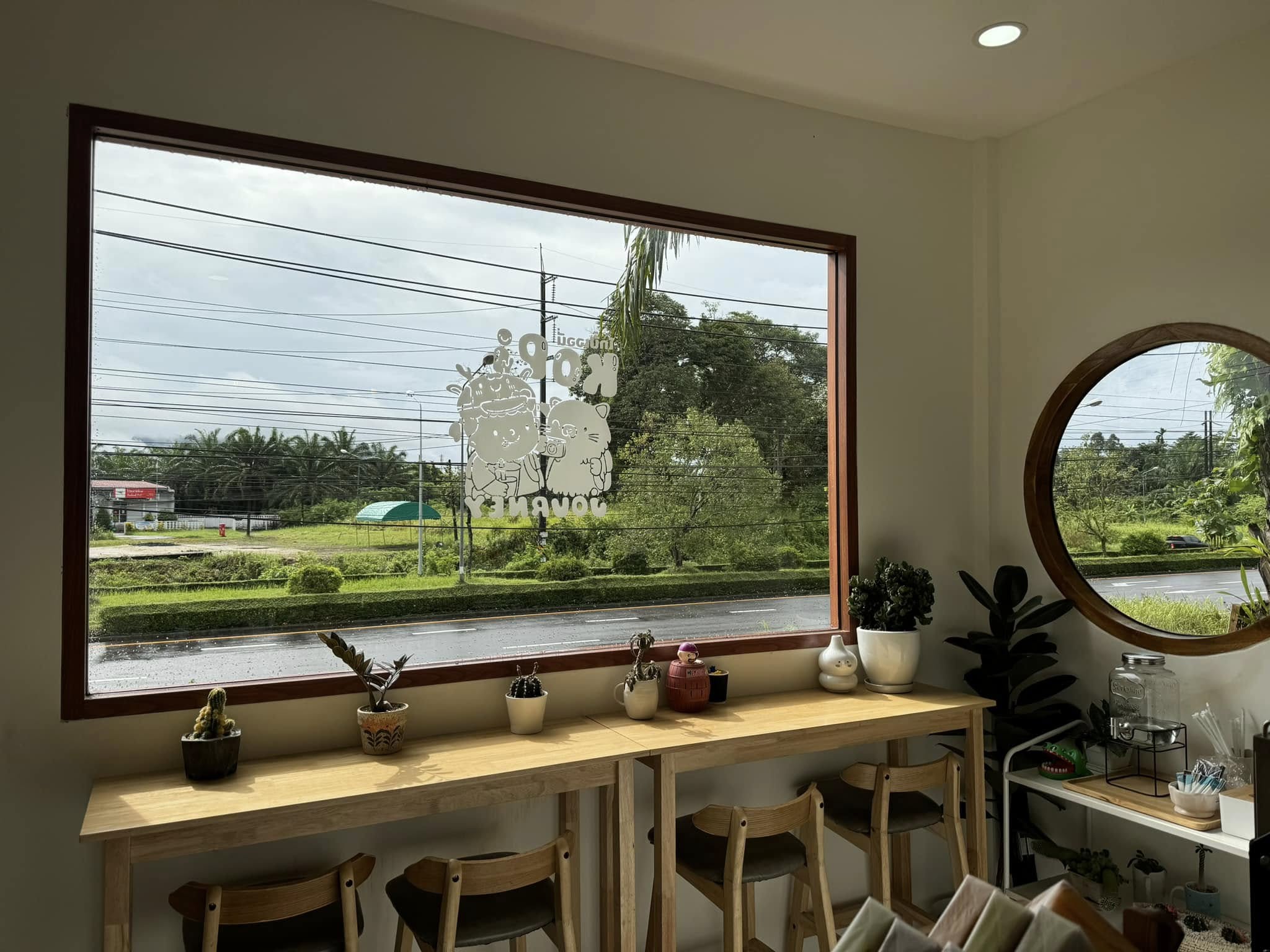 Delicacy Khaolak, BUN Pastry&amp; Beverages, Kopi Journey, Garang Khaolak, Merry Morning Cafe, อุทยานแห่งชาติเขาหลัก-ลำรู่ คาเฟ่, Lamsam Cafe &amp; Bistro, บ้านฉันท์ cafe &amp; restaurant, Dee Café &amp; Eatery, Takeshi's Espresso Bar