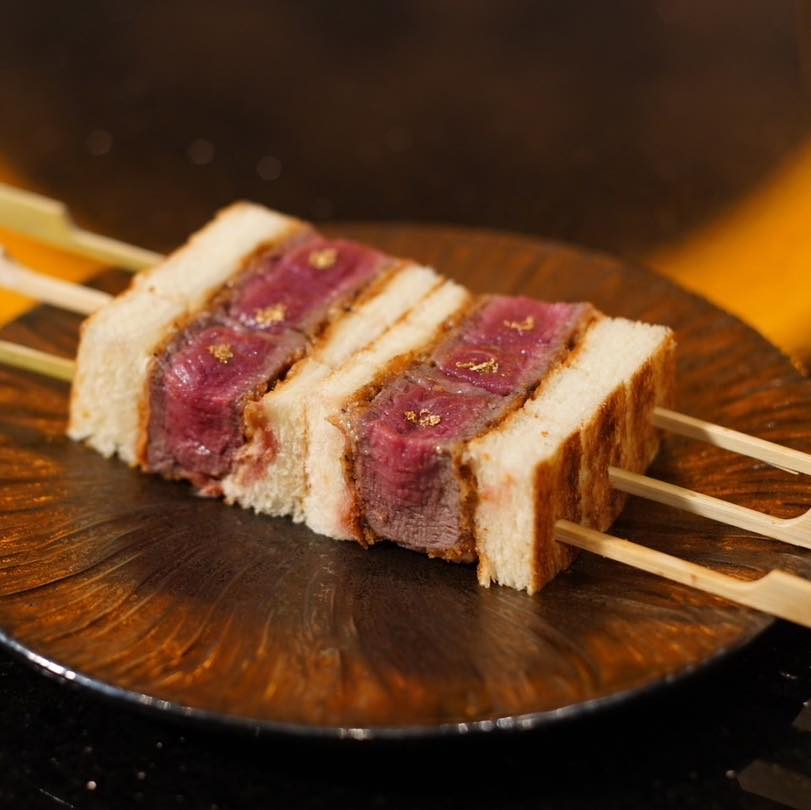 Little Sunshine Cafe, Woo Tender Bangkok, L'Escargot Bistro, Hyde &amp; Seek, Lyon French Cuisine, Sushi Niwa Bangkok, Witch's Oyster Tavern, YOKA YOKA, Neil's Bake Shoppe, Kinlenn Eatery &amp; Play, บ้านกลมกิ๊ก