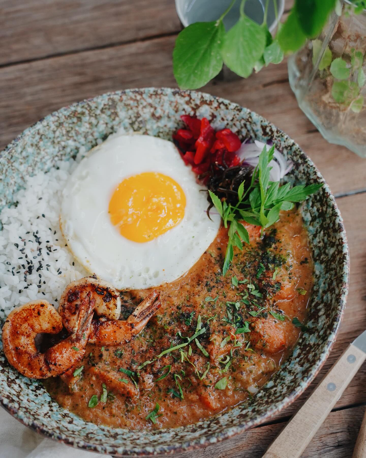 Little Sunshine Cafe, Woo Tender Bangkok, L'Escargot Bistro, Hyde &amp; Seek, Lyon French Cuisine, Sushi Niwa Bangkok, Witch's Oyster Tavern, YOKA YOKA, Neil's Bake Shoppe, Kinlenn Eatery &amp; Play, บ้านกลมกิ๊ก