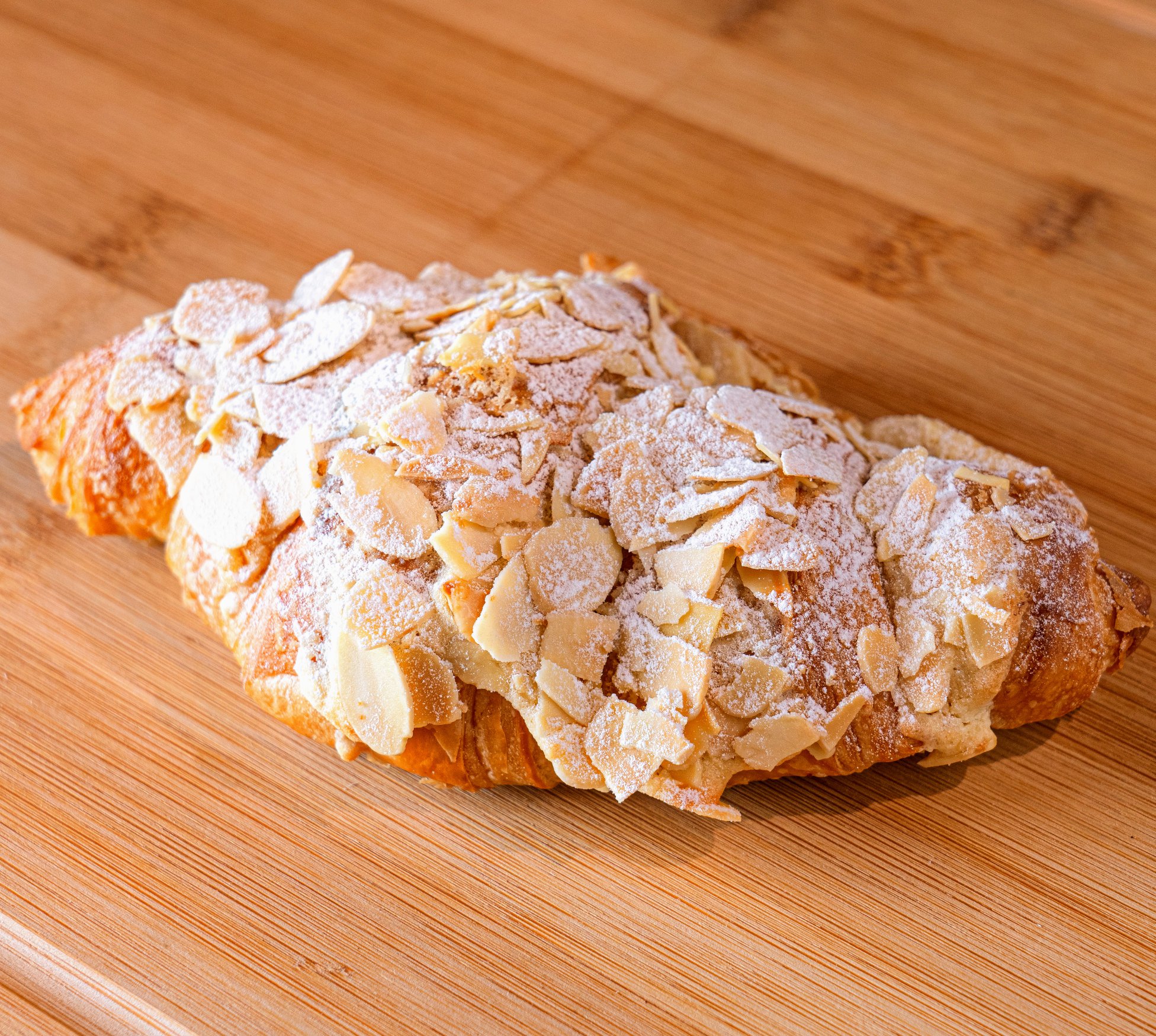 Little Sunshine Cafe, Woo Tender Bangkok, L'Escargot Bistro, Hyde &amp; Seek, Lyon French Cuisine, Sushi Niwa Bangkok, Witch's Oyster Tavern, YOKA YOKA, Neil's Bake Shoppe, Kinlenn Eatery &amp; Play, บ้านกลมกิ๊ก