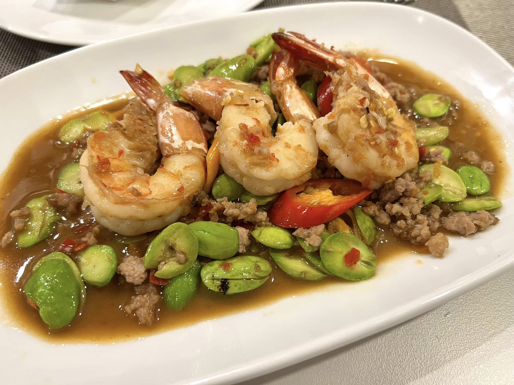 Little Sunshine Cafe, Woo Tender Bangkok, L'Escargot Bistro, Hyde &amp; Seek, Lyon French Cuisine, Sushi Niwa Bangkok, Witch's Oyster Tavern, YOKA YOKA, Neil's Bake Shoppe, Kinlenn Eatery &amp; Play, บ้านกลมกิ๊ก