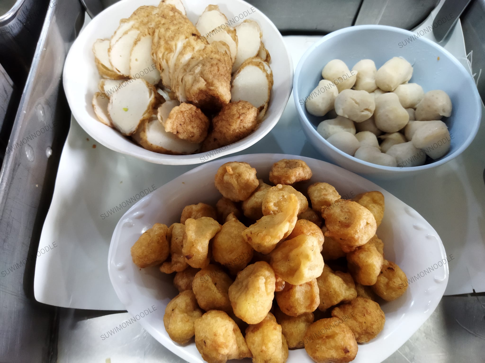 ก๋วยเตี๋ยวหม้อทอง เจริญกรุง57, ร้านเจ๊โหนก ก๋วยเตี๋ยวแคะ, ก๋วยเตี๋ยวแคะโคตรเครื่อง คอนแวนต์, ก๋วยเตี๋ยวแคะจุฬาเจ้าเก่า, ตั้งยู้ฮวด ลูกชิ้นกุ้งนี่ง, ก๋วยเตี๋ยวแคะ นายเหงี่ยน, ก๋วยเตี๋ยวแคะสุชาดา(จู)วรจักร, โกโจก๋วยเตี๋ยวแคะเจ้าเก่า2521 นายอ้วนหลังวัดสุทัศน์, ก๋วยเตี๋ยวแคะไปรษณีย์กลาง - วังหลัง, ก๋วยเตี๋ยวแคะสี่พระยา, ก๋วยเตี๋ยวแคะสีลม - ตรอกกะจั๊วในตำนาน, สุวิมลก๋วยเตี๋ยวแคะ ตลาดนางเลิ้ง, ตั้งหวังเจ๊ง ก๋วยเตี๋ยวแคะนายอ้วนเจ้าเก่า-เสาชิงช้า