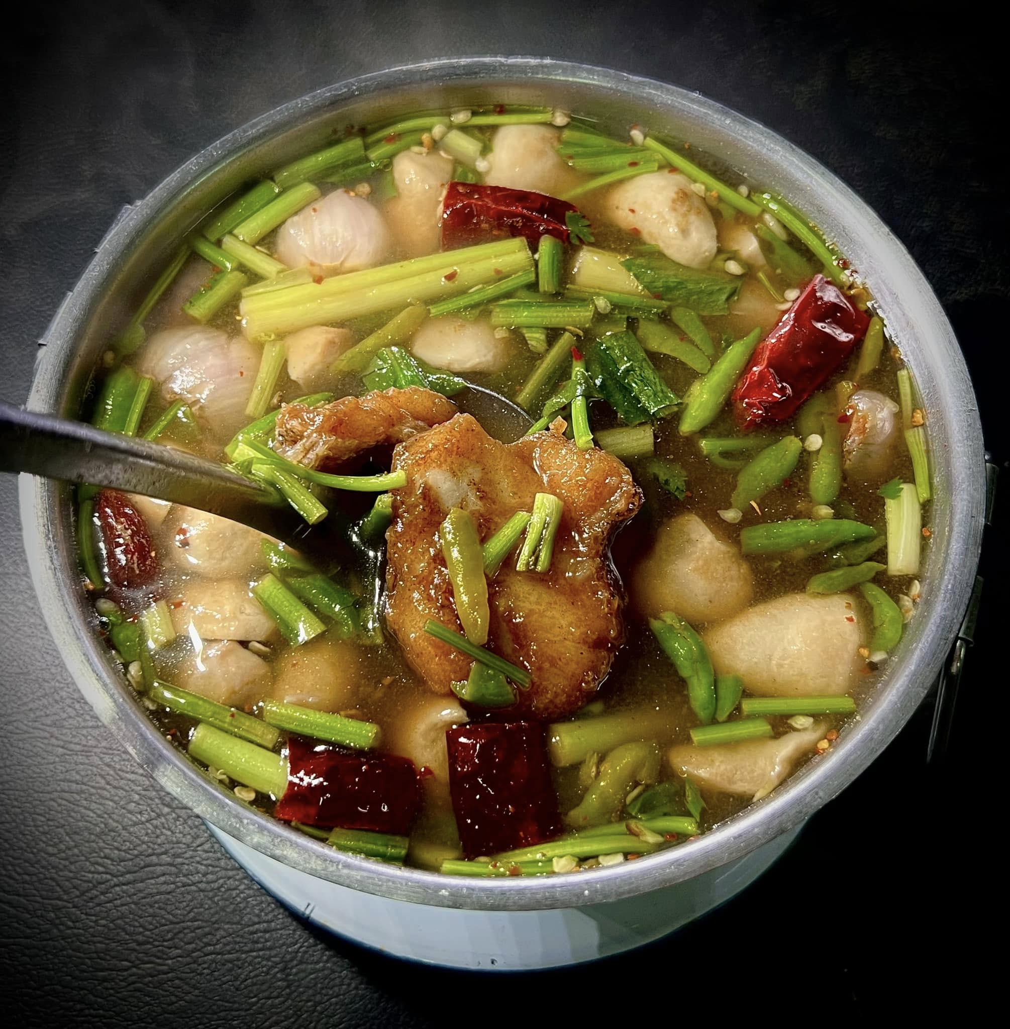 อุ่นใจริเวอร์ไซด์, สมพงศ์ ซีฟู๊ด, แป๊ะเก๊า โภชนา, ครัวบ้านเปิ้ล, ครัวปีกไม้, PLAY FARM Restaurant, เปียอู๋ โภชนา, ส้มตำดนตรี, สาขาเทพารักษ์, นายหมาทะเลมีชีวิต ตำหรุ, ครัวบุญเลิศ บางปู