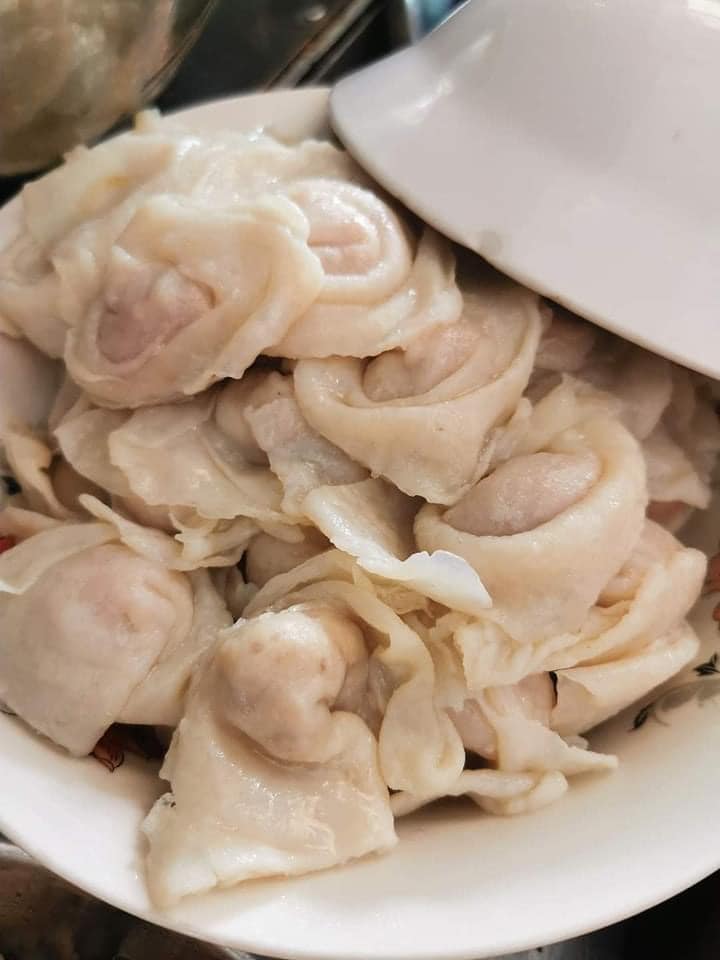 เมตตา หมูทอด, ข้าวมันไก่โง้วชุ้งฮวด, ร้านอาหารเรือนแพ, ป้าเก๋แหนมเนือง, ก๋วยเตี๋ยวต้มยำพริกเผาหมูบ่ะช่อ, อบเจริญ, ร้านก๋วยเตี๋ยวสวนรื่น ซ.จรัญฯ66/1, อรวรรณ แหนมเนือง, ครัวศรแดง, ยุ้ยกี่บะหมี่ราชวิถี