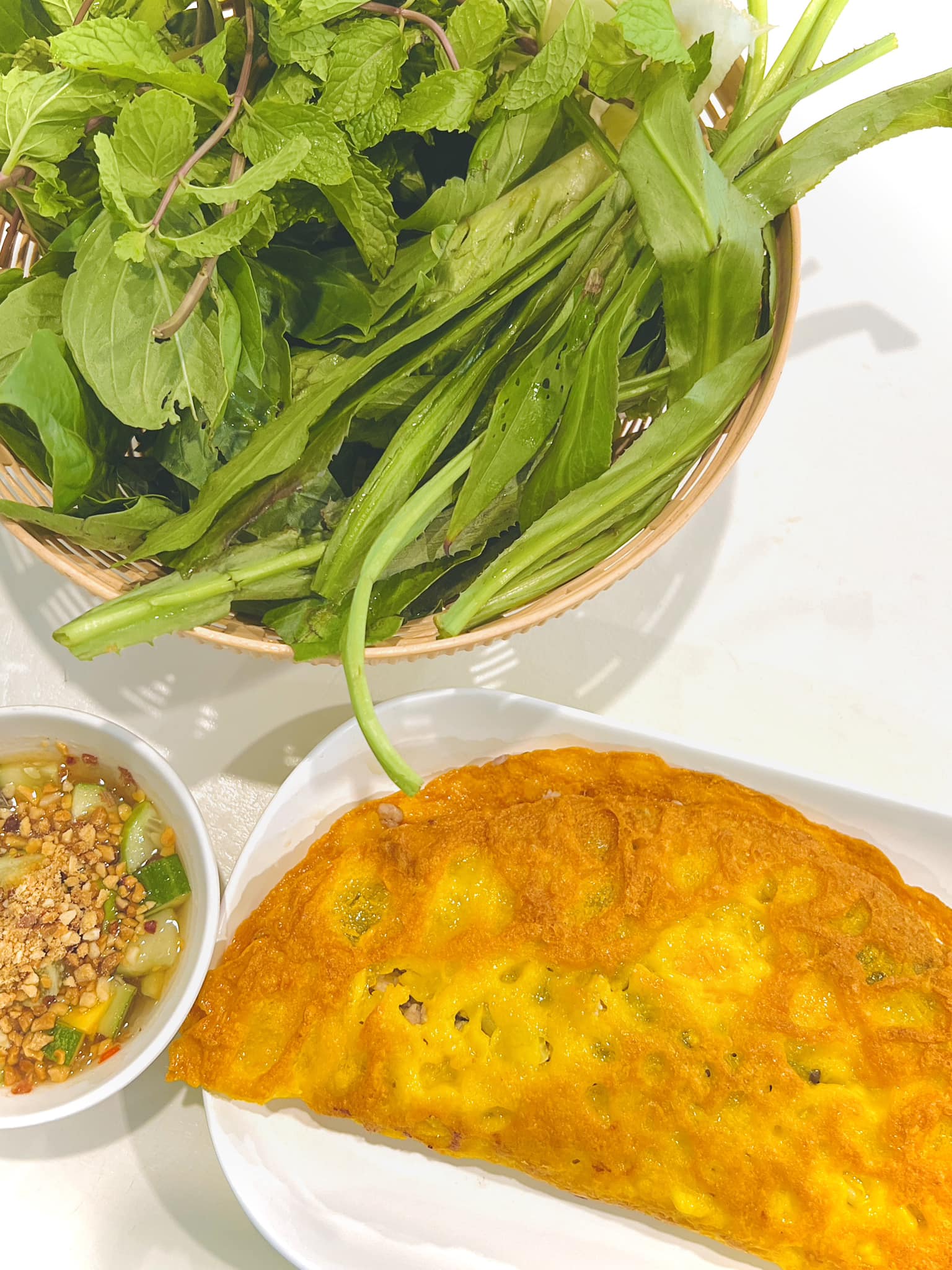 เมตตา หมูทอด, ข้าวมันไก่โง้วชุ้งฮวด, ร้านอาหารเรือนแพ, ป้าเก๋แหนมเนือง, ก๋วยเตี๋ยวต้มยำพริกเผาหมูบ่ะช่อ, อบเจริญ, ร้านก๋วยเตี๋ยวสวนรื่น ซ.จรัญฯ66/1, อรวรรณ แหนมเนือง, ครัวศรแดง, ยุ้ยกี่บะหมี่ราชวิถี