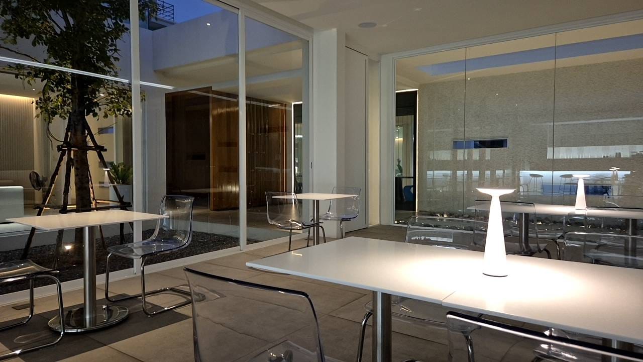 พริบพรี คาเฟ่, FOX COFF, Begiin, Coco&amp;coff, Good time Cafe', Me Cafe' Phetchaburi, Tumlay Cafe &amp; Bar, Ka-nod Café, พิเศษ กาแฟ, อากงคาเฟ่, LoveBread Thailand, SPACE TIME Cafe’ Phetchaburi, ณ โรงนา คาเฟ่