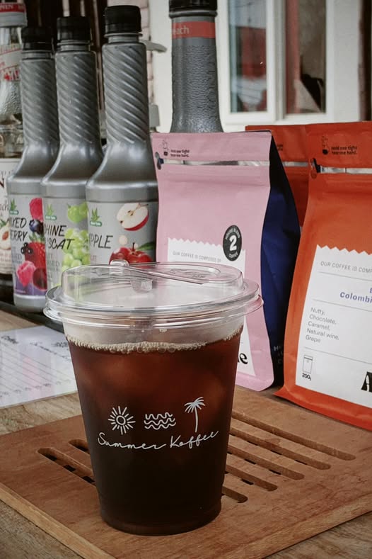 Haus cafe &amp; bar, Summer Koffee, Babe Velvet Cafe, SHUSH Cafe &amp; Bar, Baan Boossarawadee, Triplets House