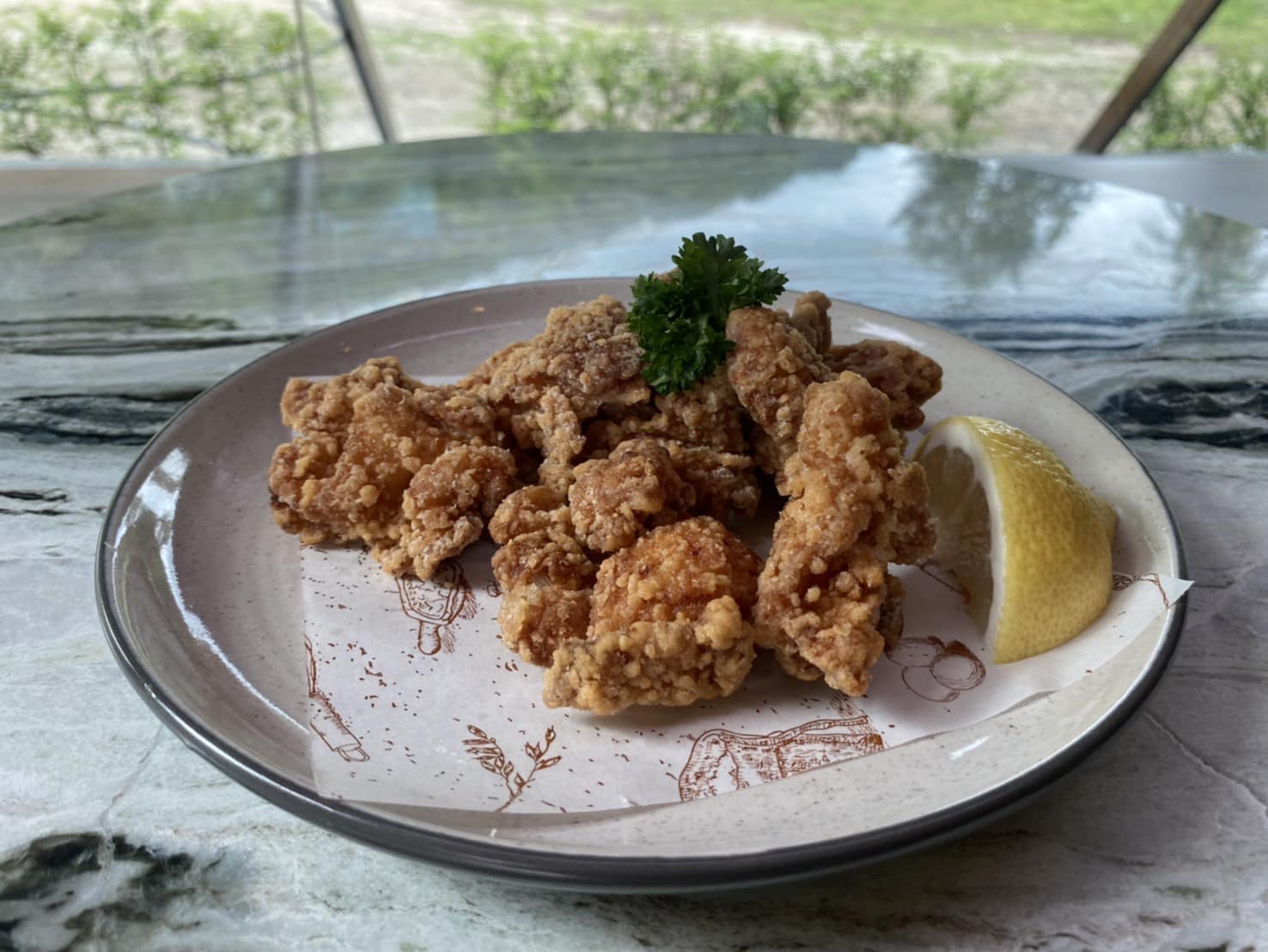 Haus cafe &amp; bar, Summer Koffee, Babe Velvet Cafe, SHUSH Cafe &amp; Bar, Baan Boossarawadee, Triplets House