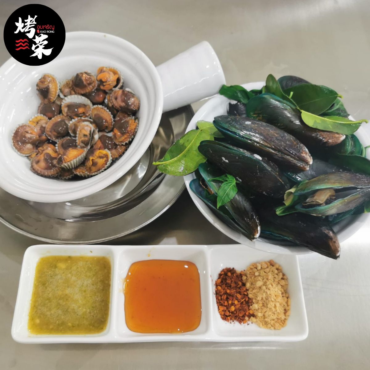 เมตตา หมูทอด, ข้าวมันไก่โง้วชุ้งฮวด, ร้านอาหารเรือนแพ, ป้าเก๋แหนมเนือง, ก๋วยเตี๋ยวต้มยำพริกเผาหมูบ่ะช่อ, อบเจริญ, ร้านก๋วยเตี๋ยวสวนรื่น ซ.จรัญฯ66/1, อรวรรณ แหนมเนือง, ครัวศรแดง, ยุ้ยกี่บะหมี่ราชวิถี