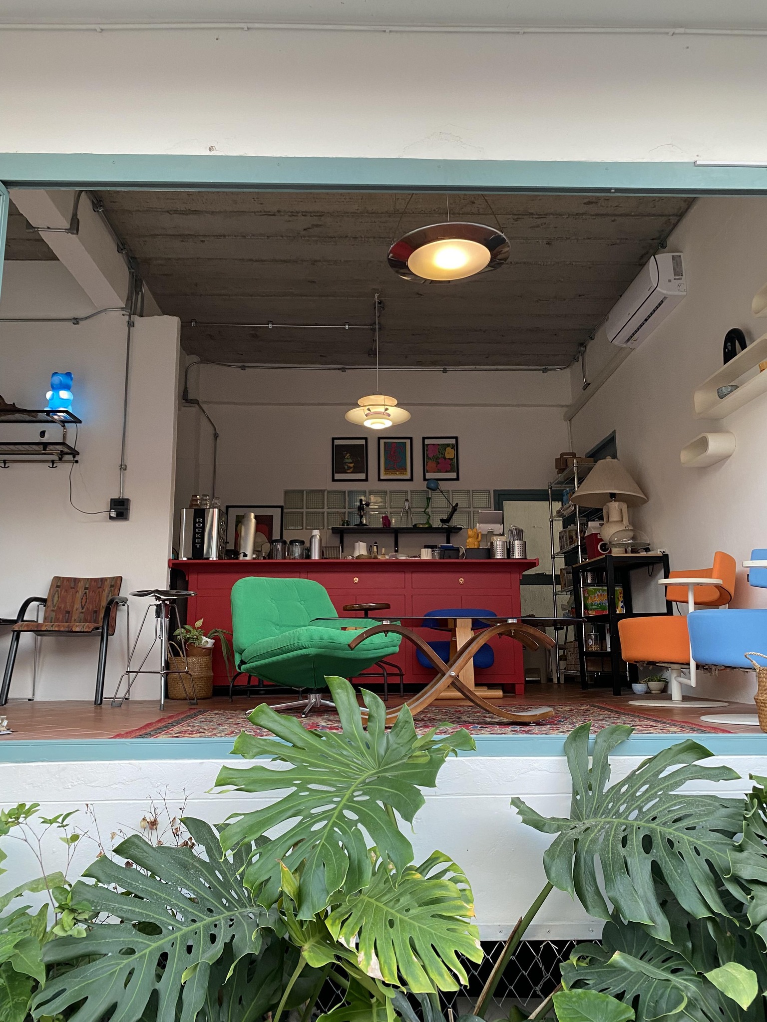 Haus cafe &amp; bar, Summer Koffee, Babe Velvet Cafe, SHUSH Cafe &amp; Bar, Baan Boossarawadee, Triplets House