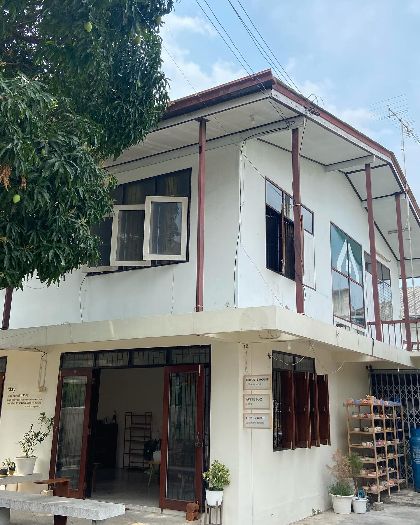 Haus cafe &amp; bar, Summer Koffee, Babe Velvet Cafe, SHUSH Cafe &amp; Bar, Baan Boossarawadee, Triplets House