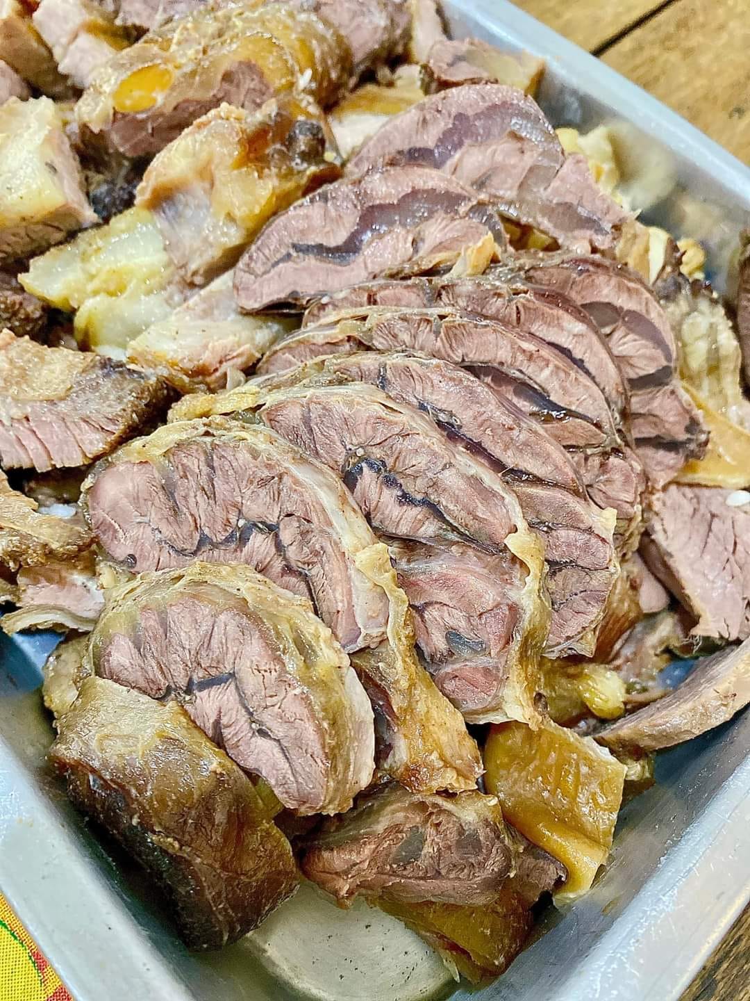 หมี่สะปำ คุณยายเจียร ภูเก็ต, ร้านก๋วยเตี๋ยวเนื้อวัวรับอรุณ, หมี่อ่าวเก, หมี่น้ำกุ้ง อ่าวเก ถนน พูนผล, กิตติก๋วยเตี๋ยวเป็ด ภูเก็ต, ก๋วยเตี๋ยวเรือราไวย์ ซอยใสยวน, ร้านก๋วยเตี๋ยวเรือสี่พระยา (สาขาฉลอง), กิมท้อ นครปฐม, ก๋วยเตี๋ยวลูกชิ้นเนื้อรามา, หมี่แป๊ะเถว, ร้านหมี่โป๋เบี๋ยน, ก๋วยเตี๋ยวเรืออัมพวาภูเก็ต