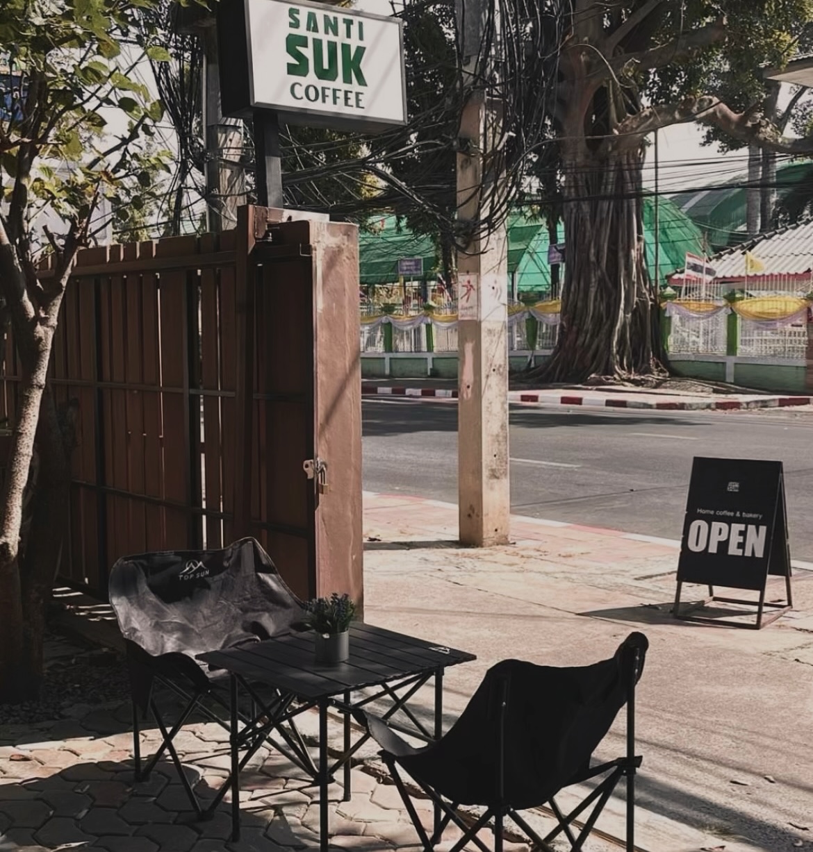 Phosai Coops &amp; Farm, KEEP X MUNIMAL, loll.a, Santisuk, LANG BAAN, Sunrise To Midnight, Wab Cafe, Lovio, Kanuengnij Cafe, LightRoaster